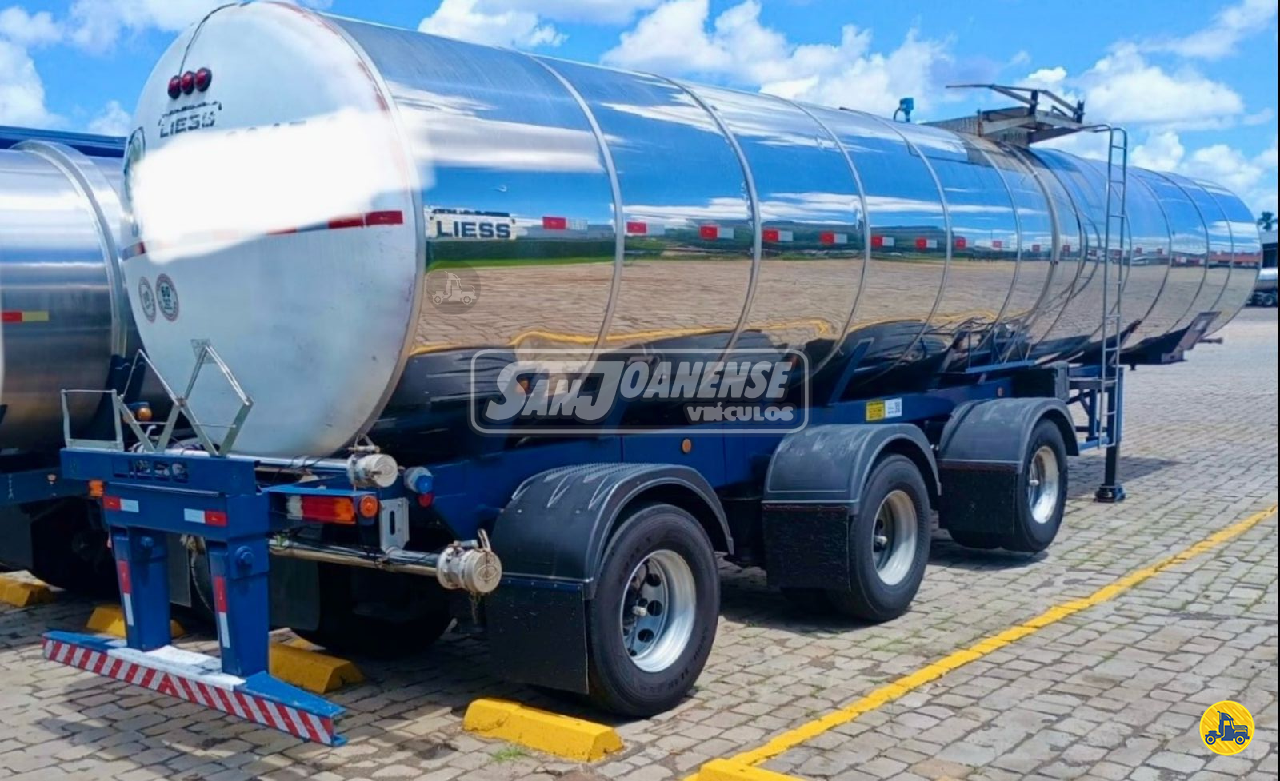 CARRETA SEMI-REBOQUE TANQUE INOX Sanjoanense Veículos LIMEIRA SÃO PAULO SP