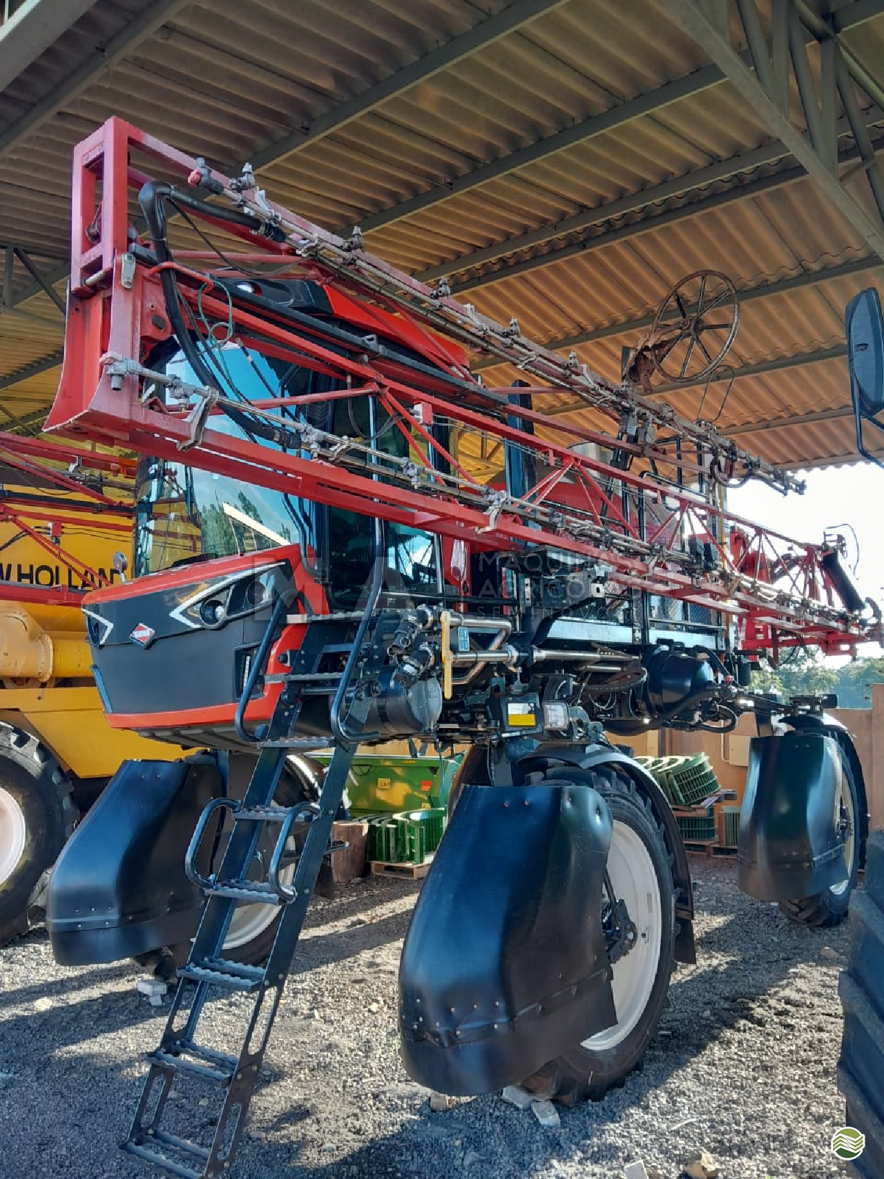 PULVERIZADOR KUHN FIGHTER 2500 Tração 4x4 M.A. Máquinas Agrícolas - Medianeira MEDIANEIRA PARANÁ PR