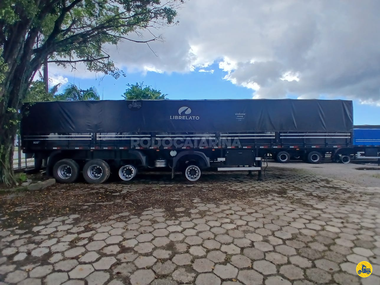 CARRETA SEMI-REBOQUE GRANELEIRO Rodocatarina - Librelato  ITAJAI SANTA CATARINA SC