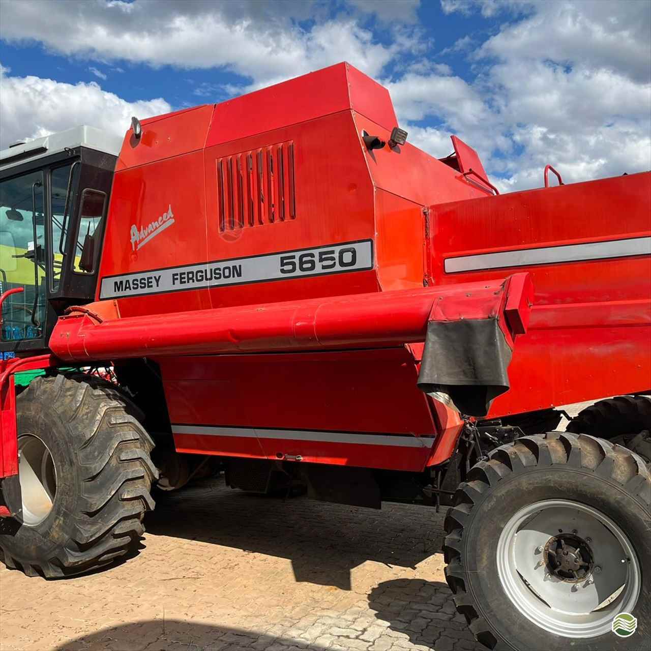 COLHEITADEIRA MASSEY FERGUSON MF 5650 KeSoja - New Holland ERECHIM RIO GRANDE DO SUL RS