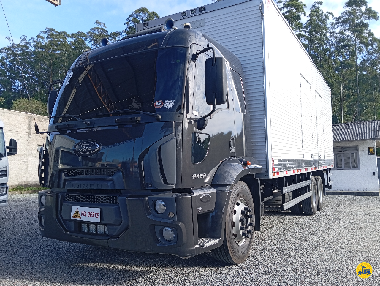CAMINHAO FORD CARGO 2422 Baú Furgão Truck 6x2 Via Oeste Caminhões BLUMENAU SANTA CATARINA SC