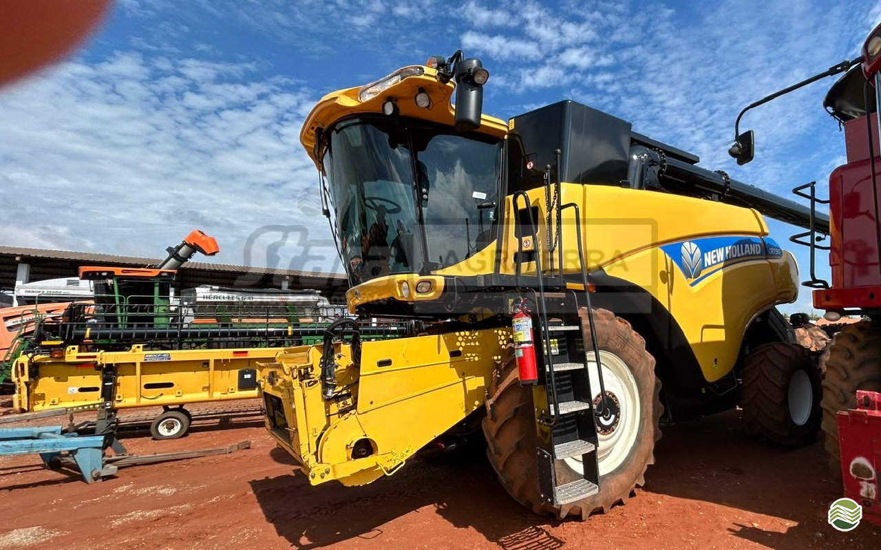 COLHEITADEIRA NEW HOLLAND CR 7.90 Agriterra Concessionária Stara - Lucas do Rio Verde LUCAS DO RIO VERDE MATO GROSSO MT