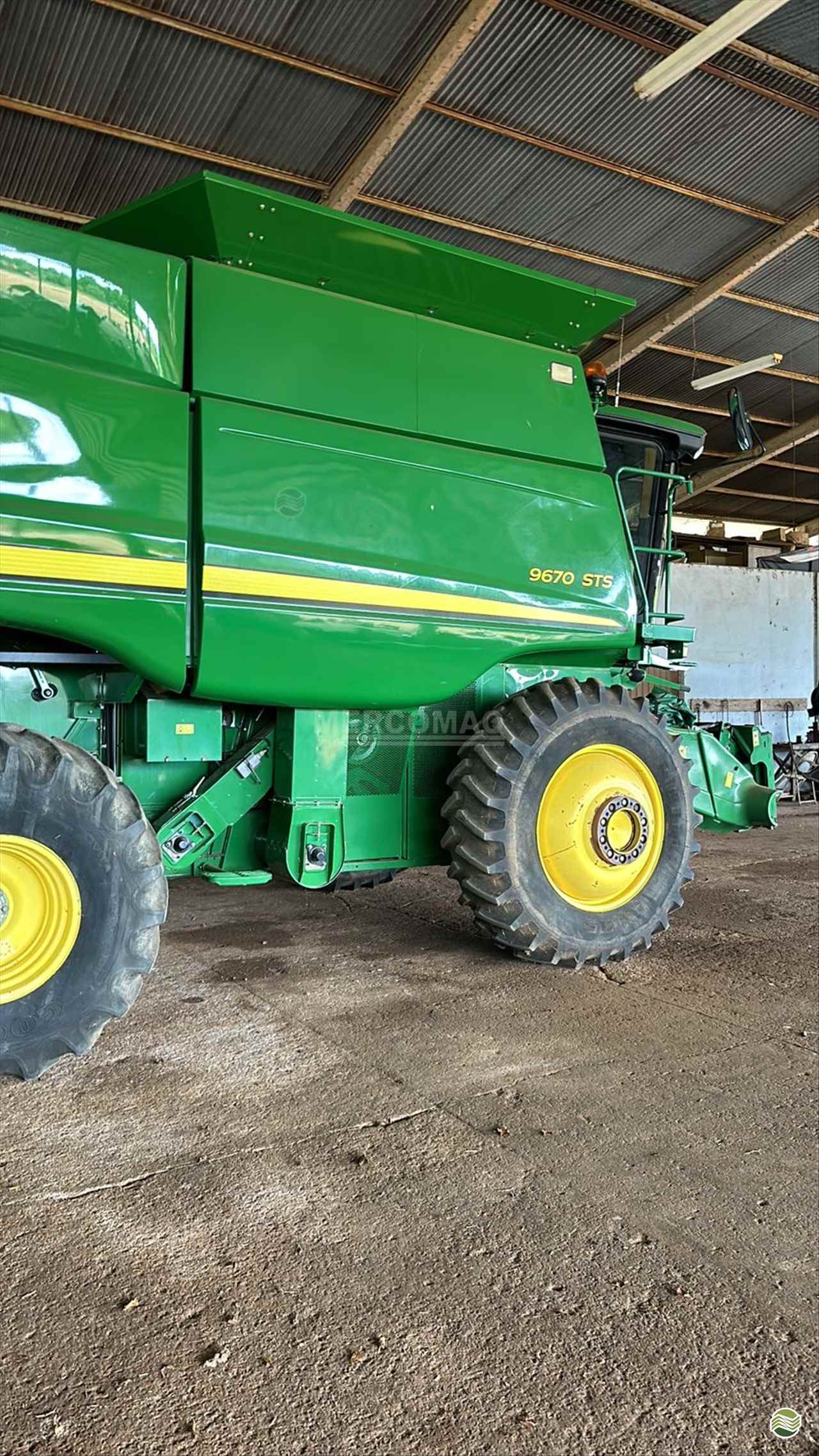 COLHEITADEIRA JOHN DEERE JOHN DEERE 9670 STS Mercomaq - JAN PRIMAVERA DO LESTE MATO GROSSO MT