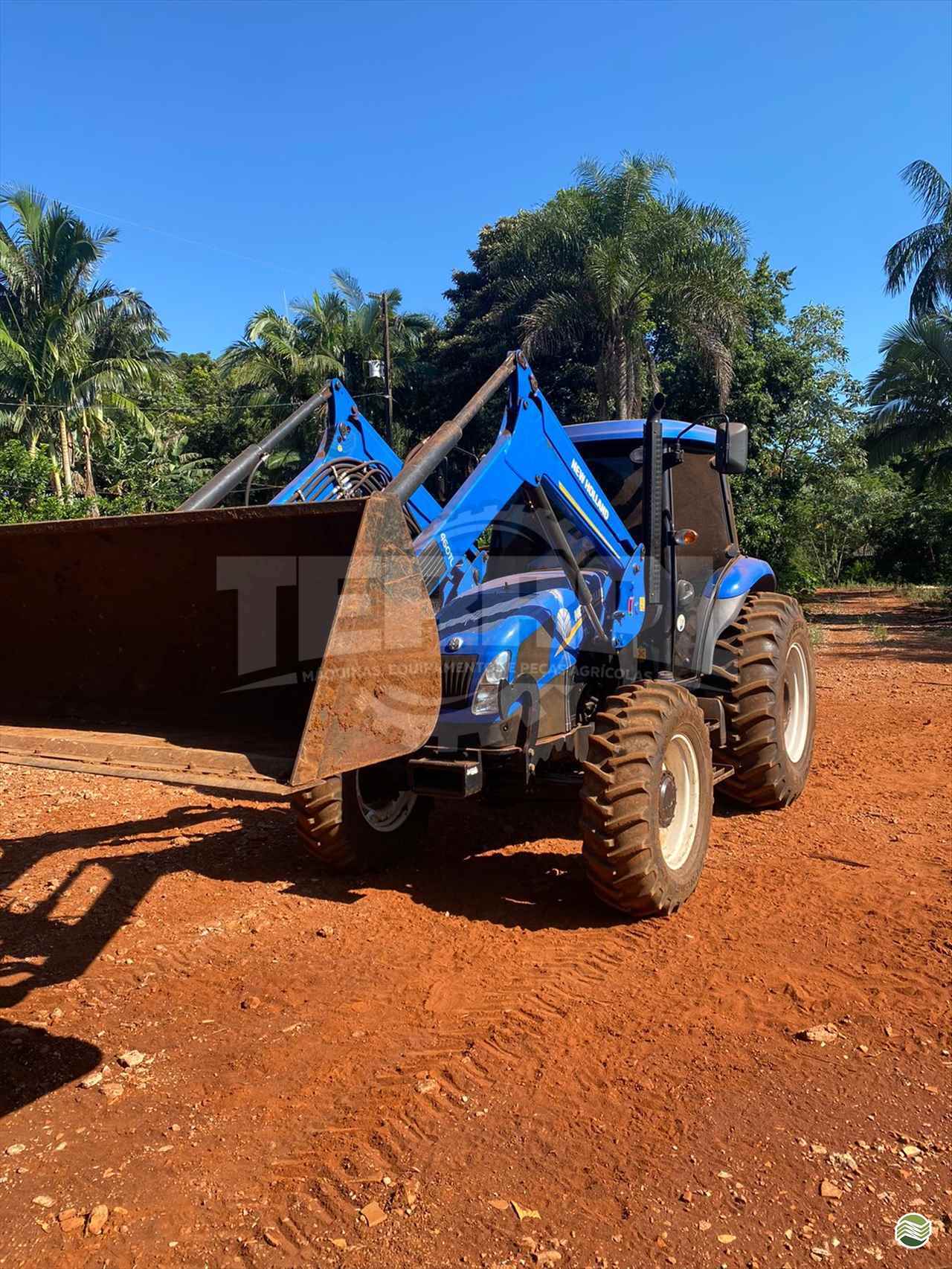 TRATOR NEW HOLLAND NEW TL 75 Tração 4x4 Terral Máquinas e Peças Agrícolas CASCAVEL PARANÁ PR