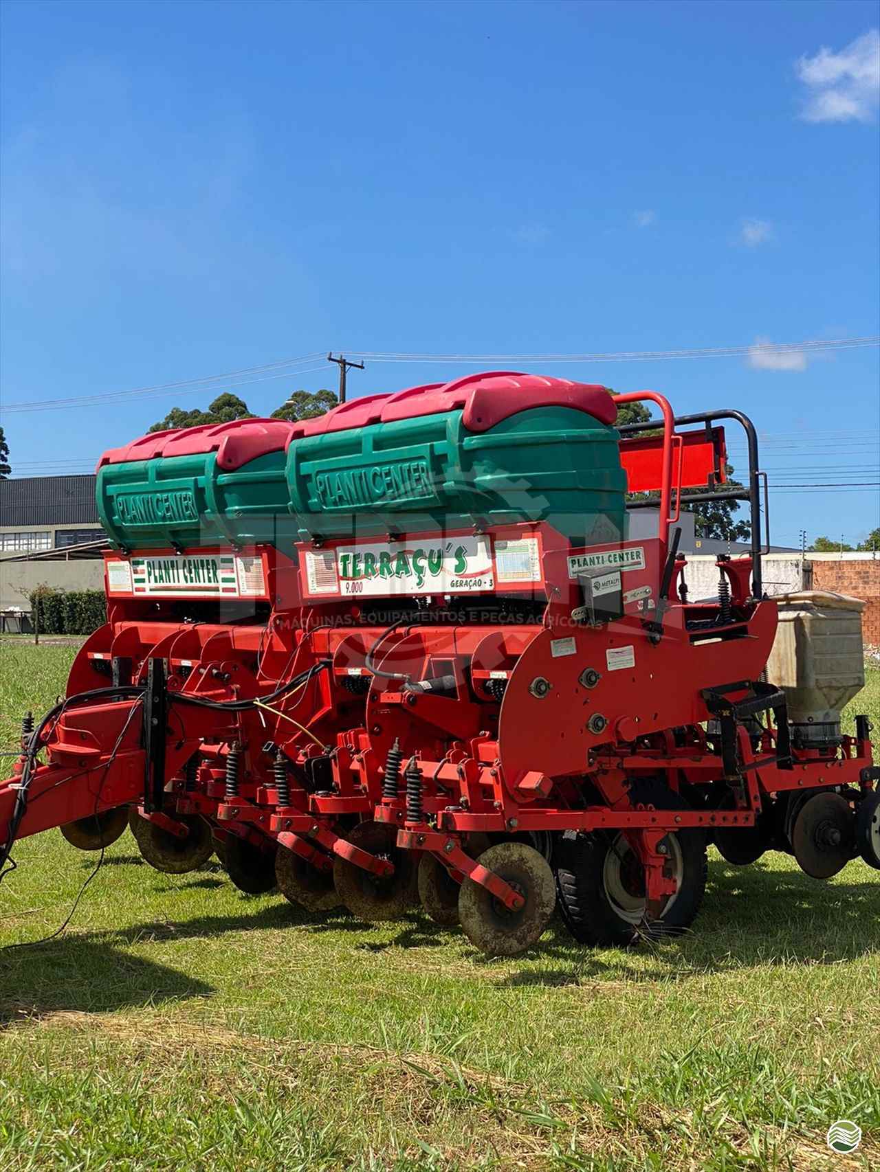 PLANTADEIRA PLANTI CENTER TERRACU´S 9000 Terral Máquinas e Peças Agrícolas CASCAVEL PARANÁ PR