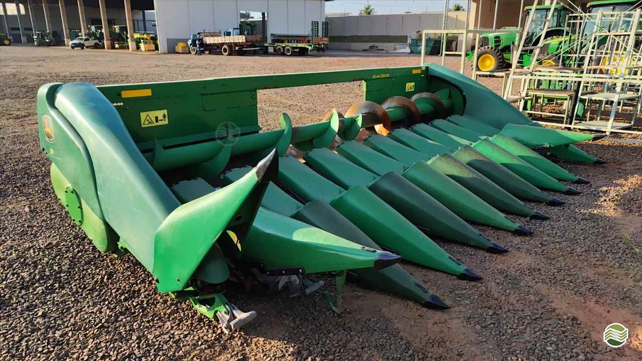 PLATAFORMA COLHEITADEIRA JOHN DEERE JOHN DEERE 611C Rural Vendas® TERRA ROXA PARANÁ PR
