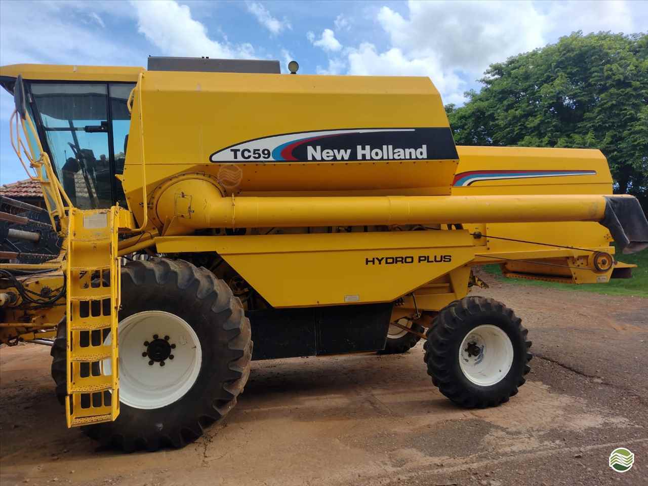 COLHEITADEIRA NEW HOLLAND TC 59 Rural Vendas® TERRA ROXA PARANÁ PR