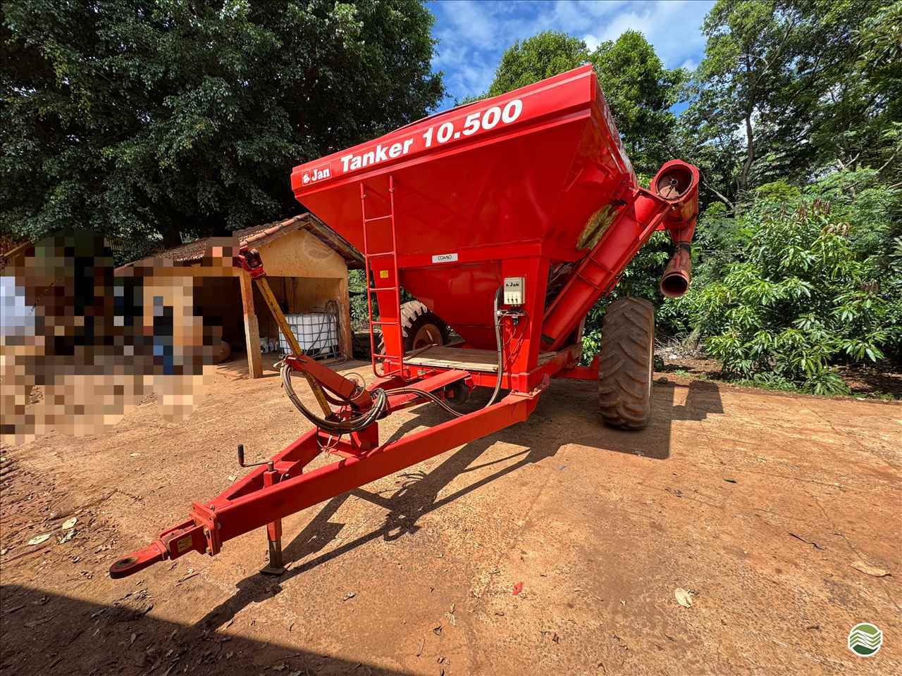 IMPLEMENTOS AGRICOLAS CARRETA BAZUKA GRANELEIRA 10500 Rural Vendas® TERRA ROXA PARANÁ PR