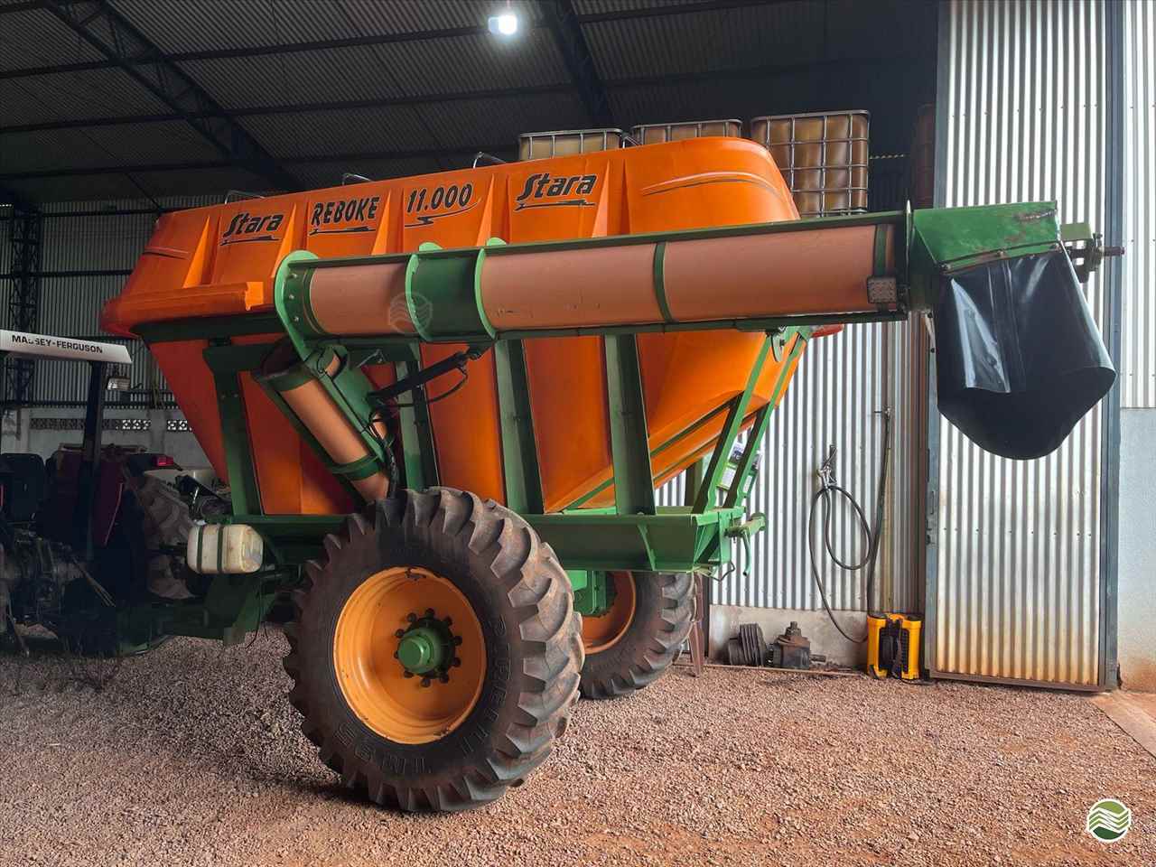 IMPLEMENTOS AGRICOLAS CARRETA BAZUKA GRANELEIRA 11000 Rural Vendas® TERRA ROXA PARANÁ PR