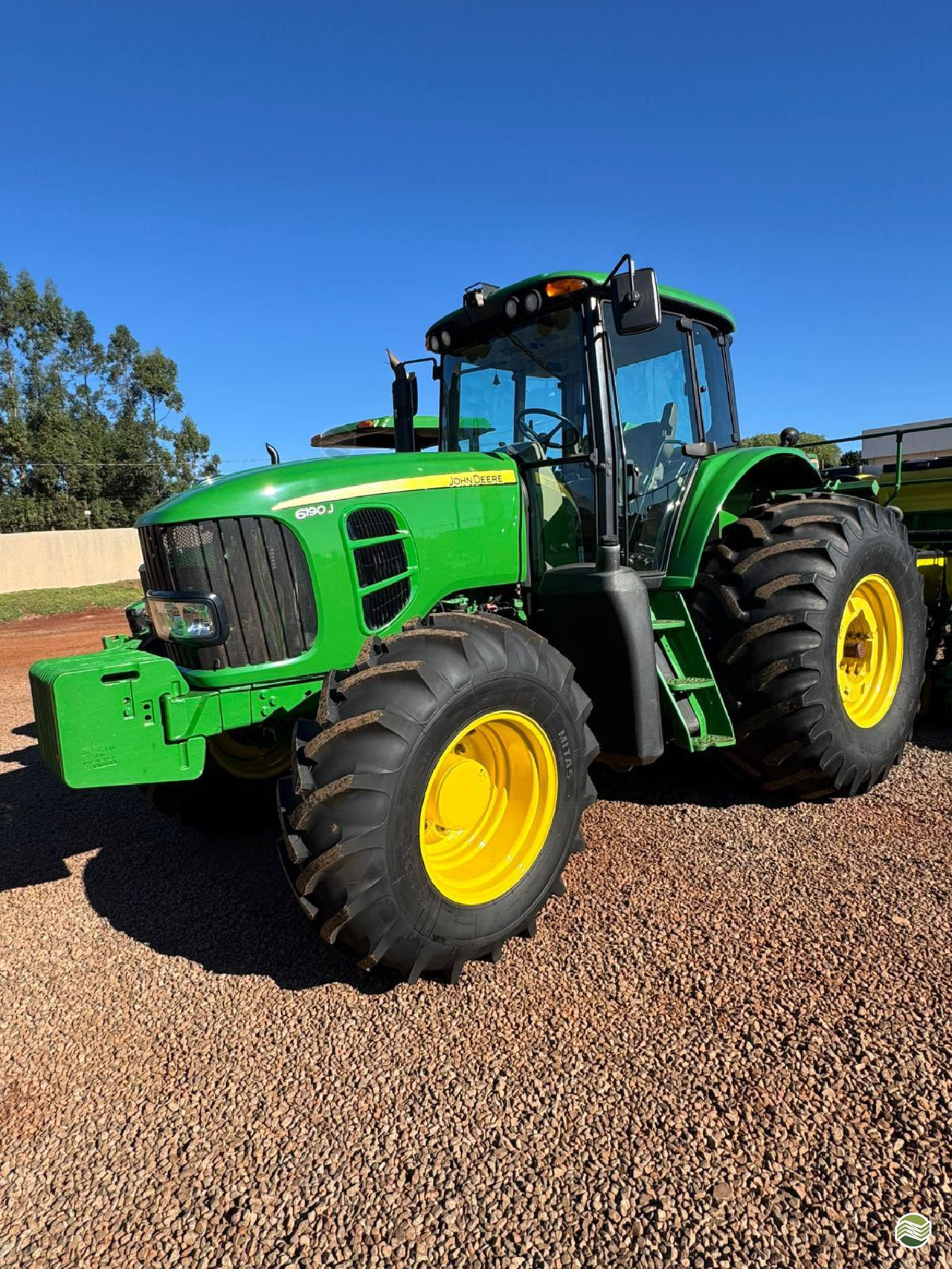TRATOR JOHN DEERE JOHN DEERE 6190J Tração 4x4 Rural Vendas® TERRA ROXA PARANÁ PR