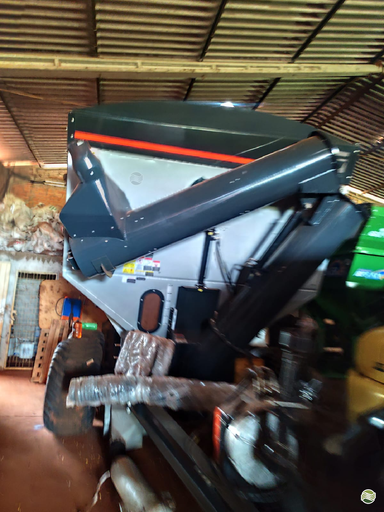 IMPLEMENTOS AGRICOLAS CARRETA BAZUKA  GRANELEIRA 19000 Rural Vendas® TERRA ROXA PARANÁ PR