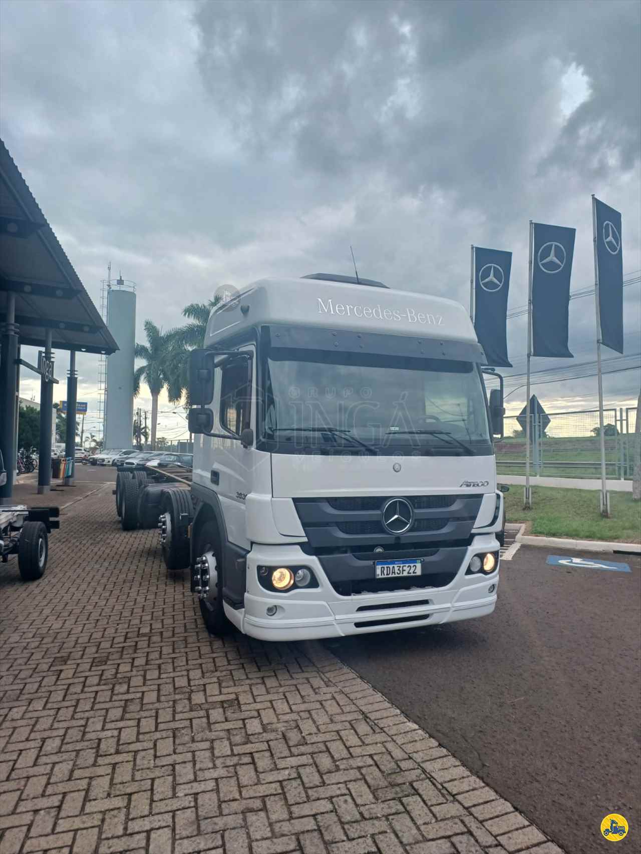 CAMINHAO MERCEDES-BENZ MB 3030 Chassis 3/4 6x2 Ingá Veículos - Mercedes Benz Matriz MARINGA PARANÁ PR