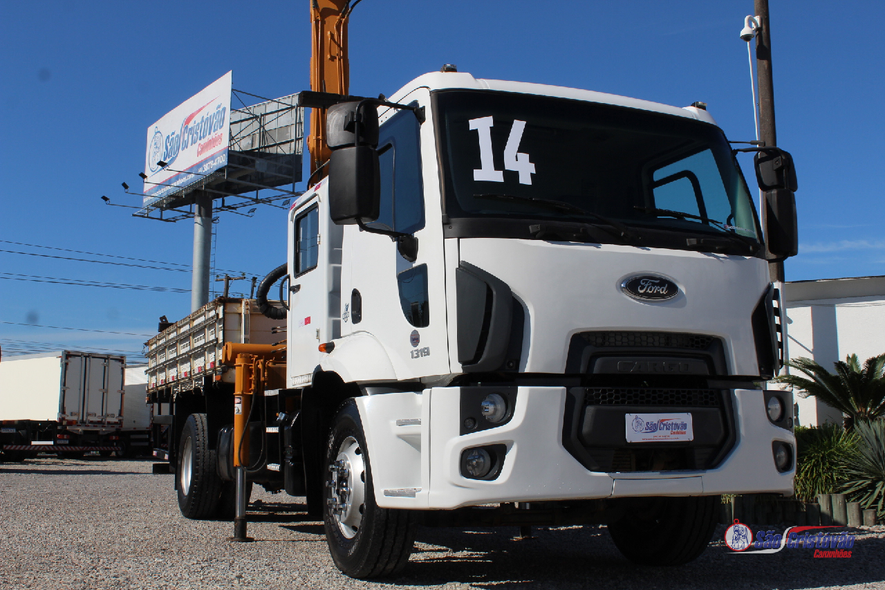 CAMINHAO FORD CARGO 1319 Guincho Munck Toco 4x2 São Cristóvão Caminhões SAO JOSE SANTA CATARINA SC