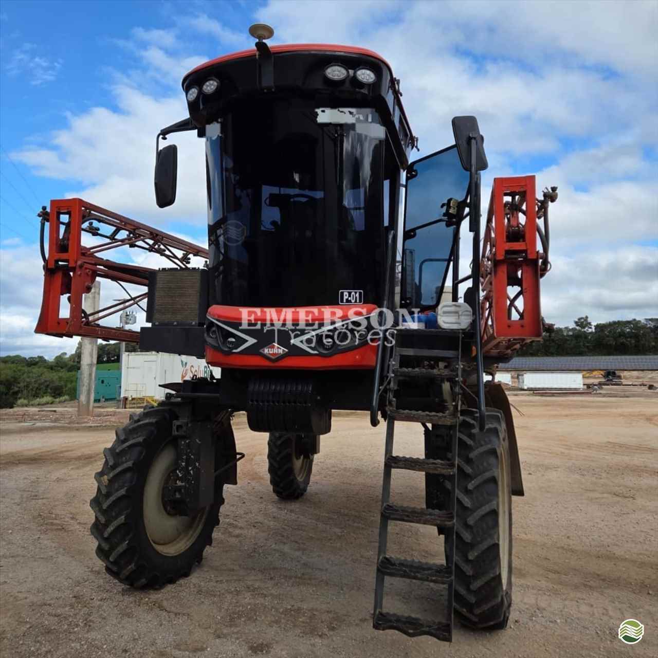 PULVERIZADOR KUHN BOXER 2000 M Tração 4x4 Emerson Tratores PONTA GROSSA PARANÁ PR