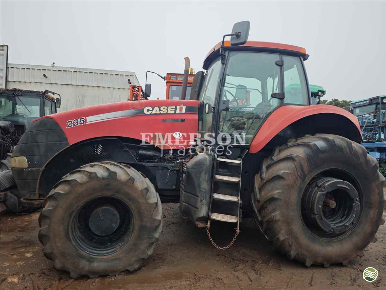 TRATOR CASE MAGNUM 235 Tração 4x4 Emerson Tratores PONTA GROSSA PARANÁ PR