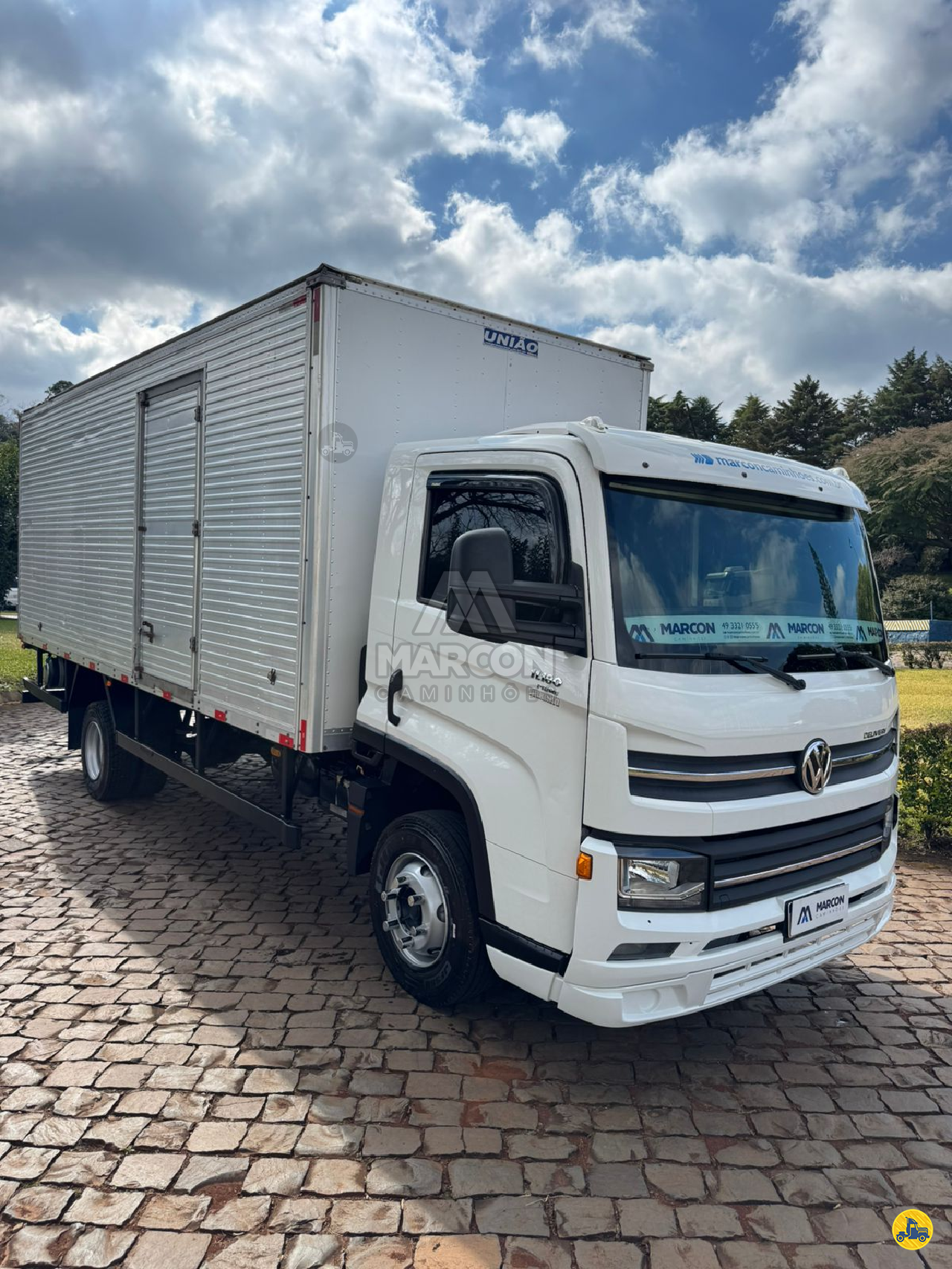 CAMINHAO VOLKSWAGEN VW 11180 Baú Furgão 3/4 4x2 Marcon Caminhões CHAPECO SANTA CATARINA SC