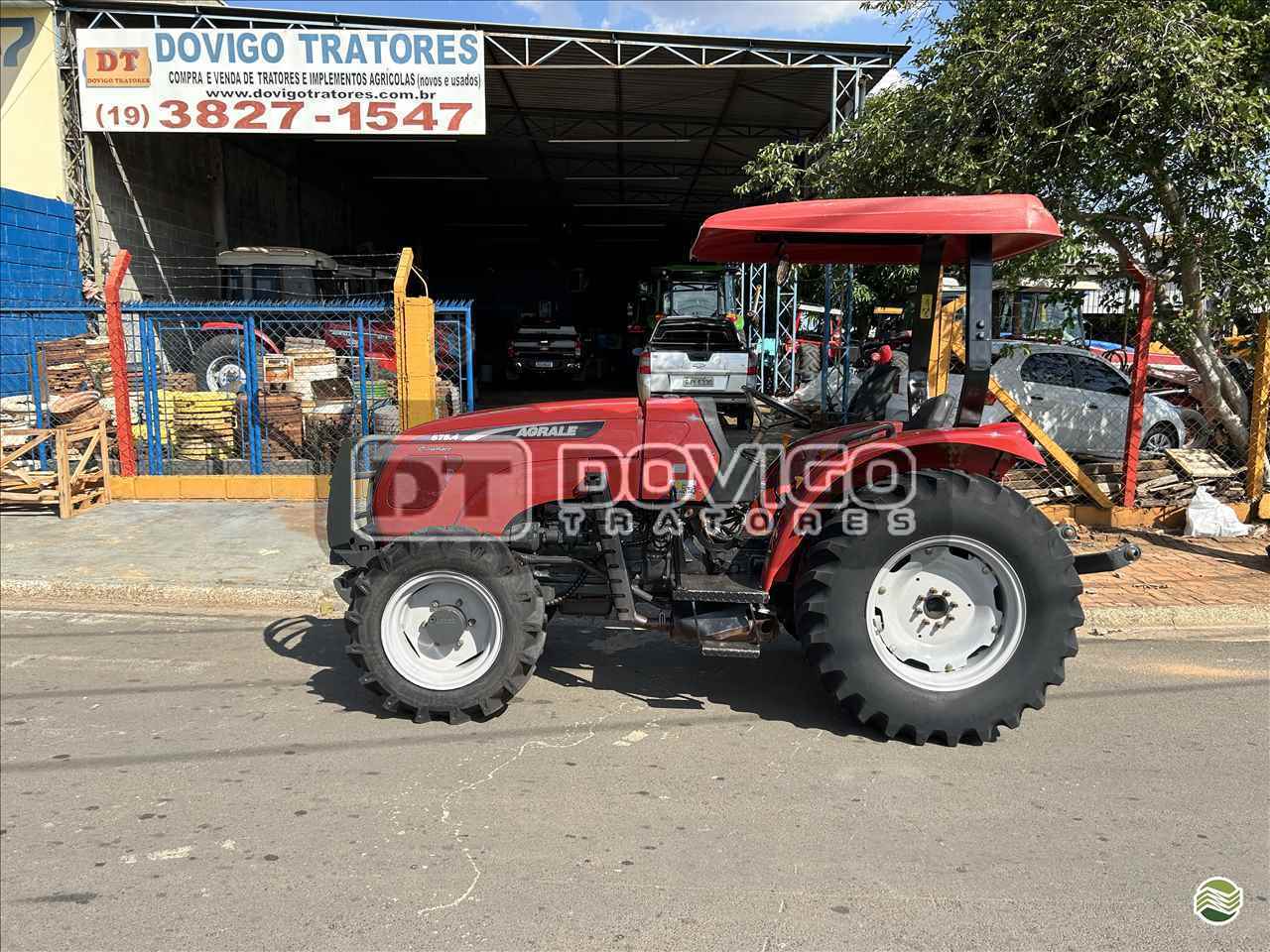 AGRALE 575.4 de Dovigo Tratores
