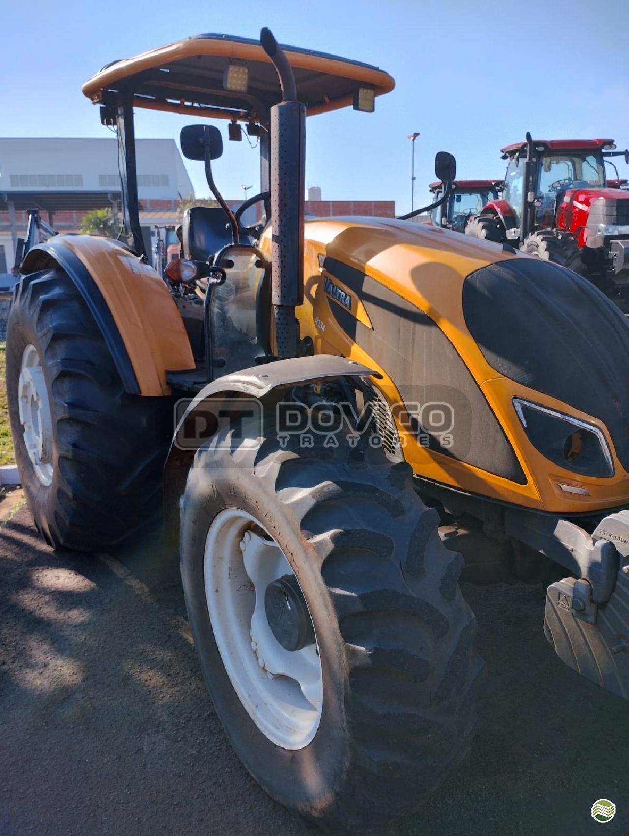 VALTRA A134 de Dovigo Tratores