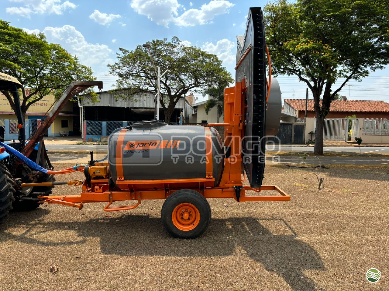 PULVERIZADOR JACTO ARBUS 2000 Arrasto Dovigo Tratores ARTUR NOGUEIRA SÃO PAULO SP