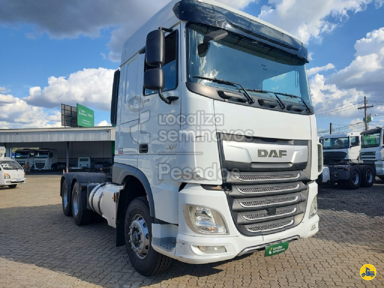 CAMINHAO DAF DAF XF FT 530 Localiza Seminovos Pesados - Campinas CAMPINAS SÃO PAULO SP