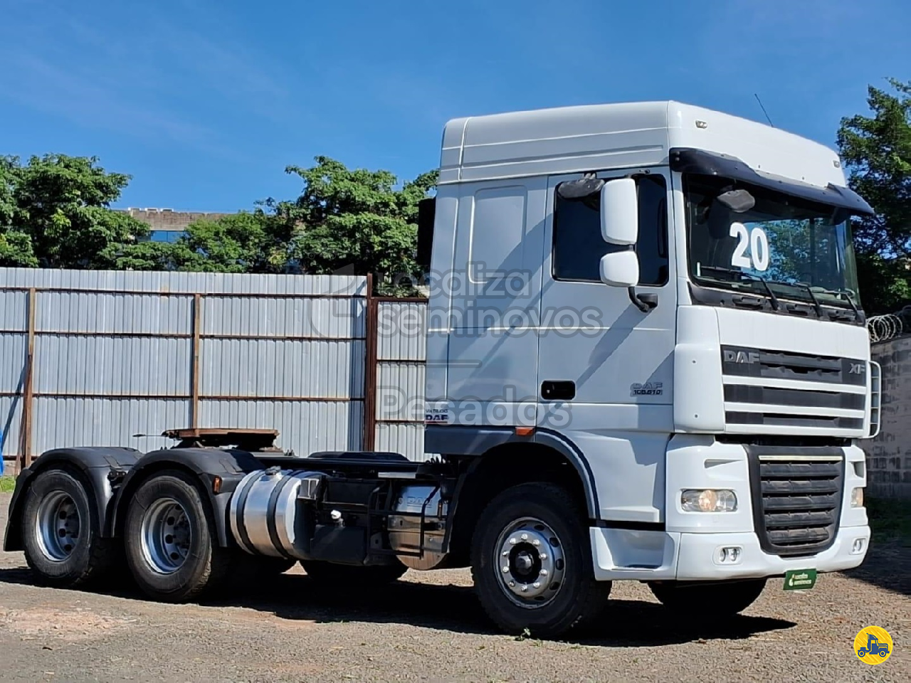 CAMINHAO DAF DAF XF FTT 105 510 Localiza Seminovos Pesados - Campinas CAMPINAS SÃO PAULO SP