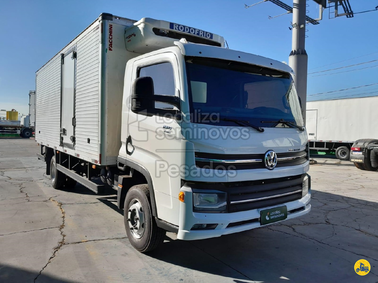 CAMINHAO VOLKSWAGEN VW 11180 Localiza Seminovos Pesados - Campinas CAMPINAS SÃO PAULO SP