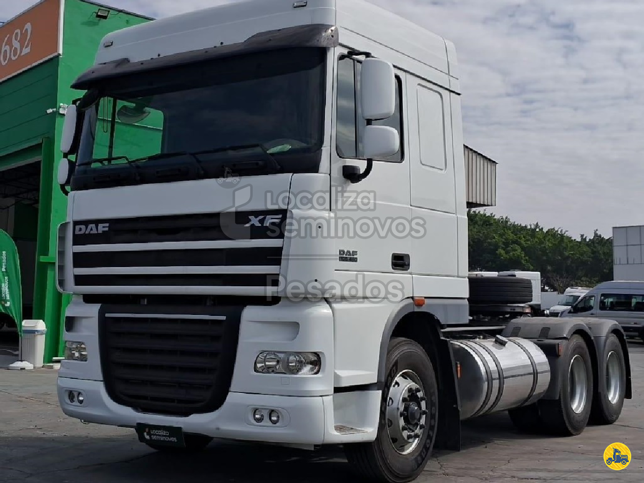 CAMINHAO DAF DAF XF FTT 105 510 Localiza Seminovos Pesados - Campinas CAMPINAS SÃO PAULO SP