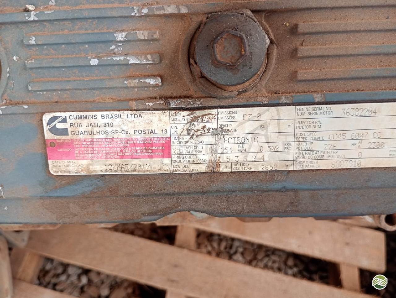 VENDO MOTOR CUMMINS 6CC PARA PEÇAS 