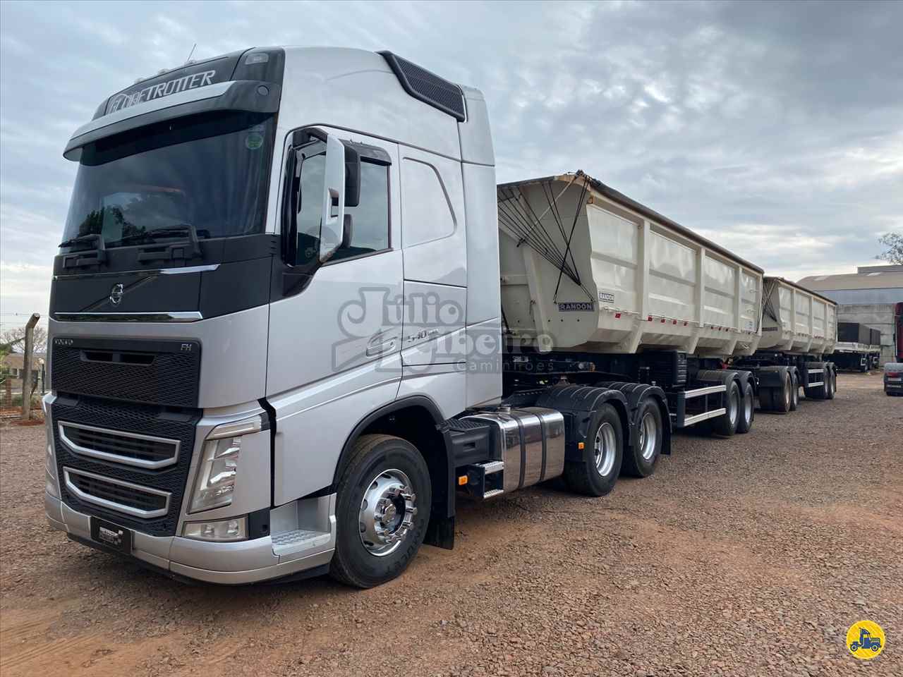 CAMINHAO VOLVO VOLVO FH 540 Conjunto Cavalo 6x4 Julio Ribeiro Caminhões ARAPONGAS PARANÁ PR