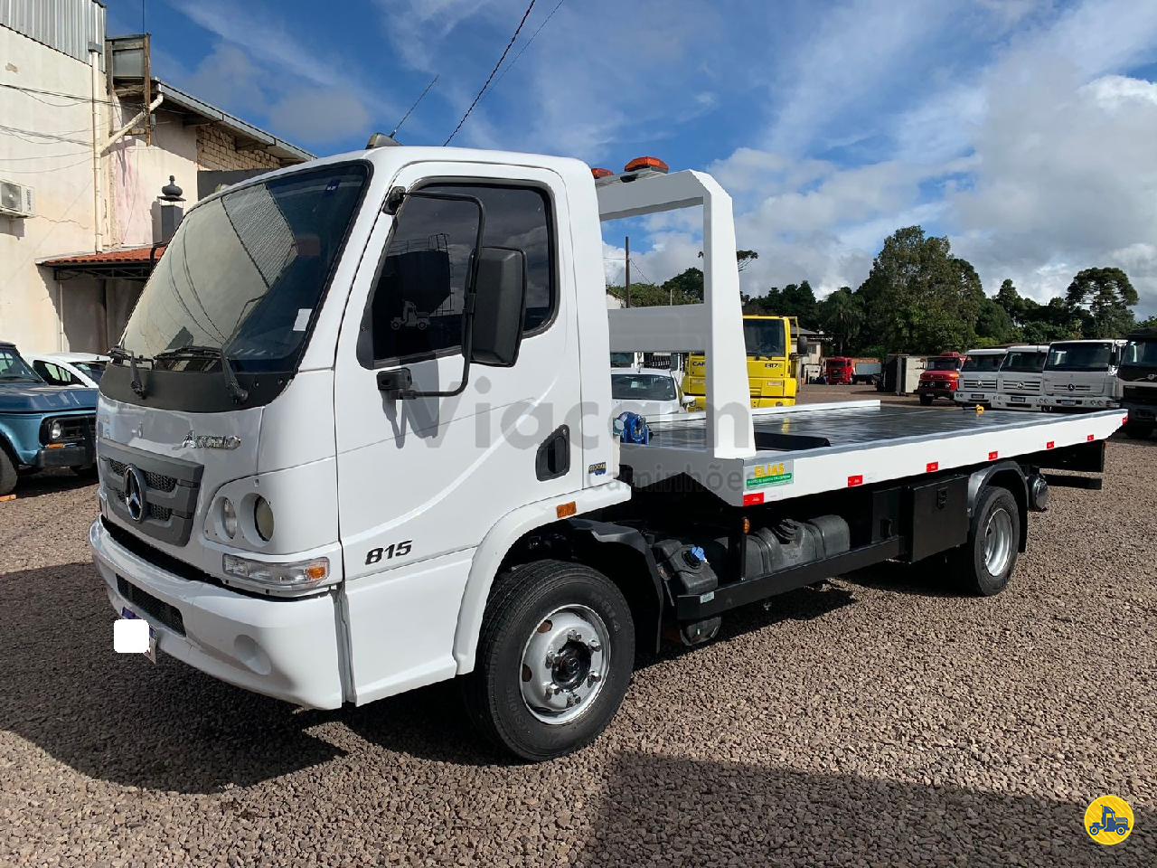 CAMINHAO MERCEDES-BENZ MB 815 Plataforma Guincho 3/4 4x2 Viacam Caminhões CASCAVEL PARANÁ PR