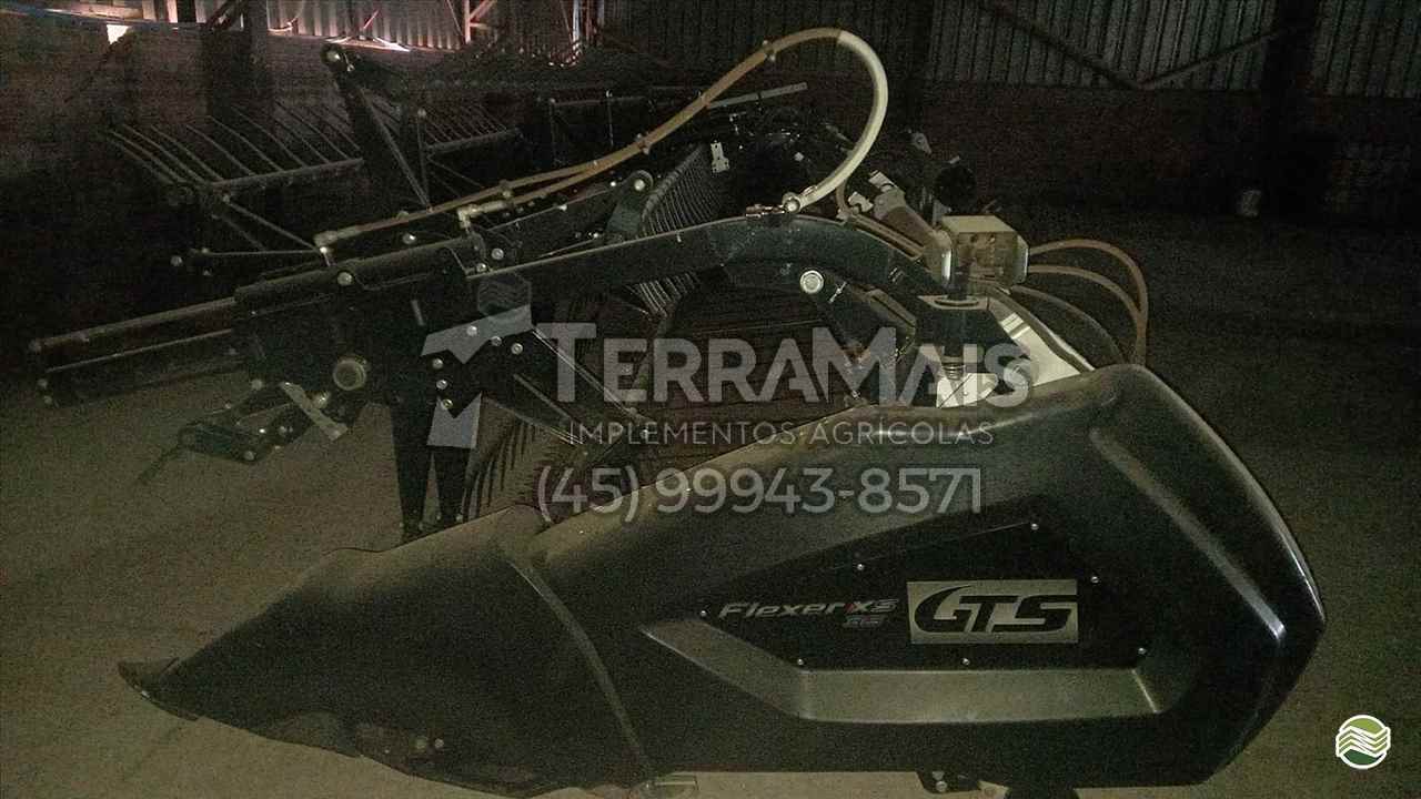 PLATAFORMA COLHEITADEIRA GTS FLEXER XS 35 Terra Mais Implementos Agrícolas TOLEDO PARANÁ PR