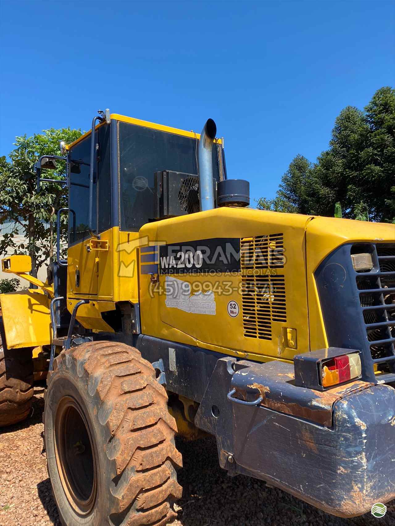 PA CARREGADEIRA KOMATSU WA200 Terra Mais Implementos Agrícolas TOLEDO PARANÁ PR