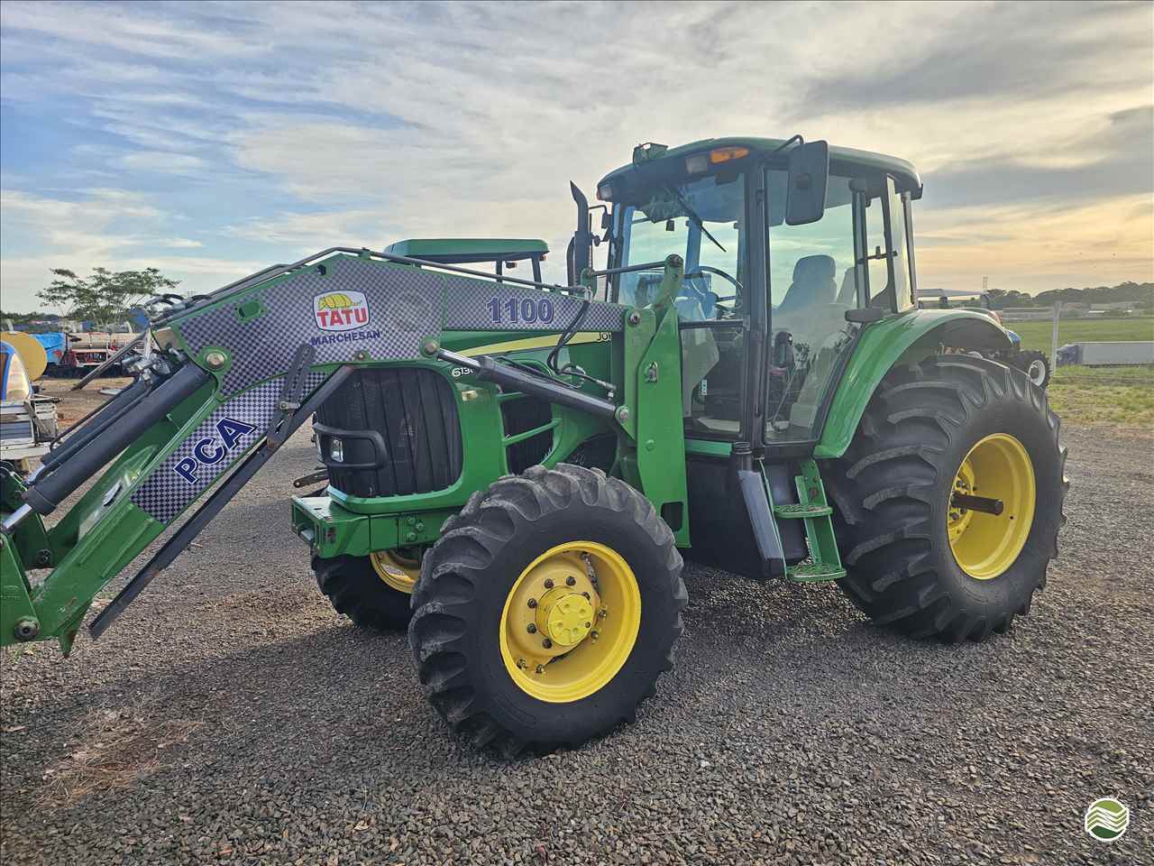 TRATOR JOHN DEERE JOHN DEERE 6130J Tração 4x4 Marin Tratores BIRIGUI SÃO PAULO SP