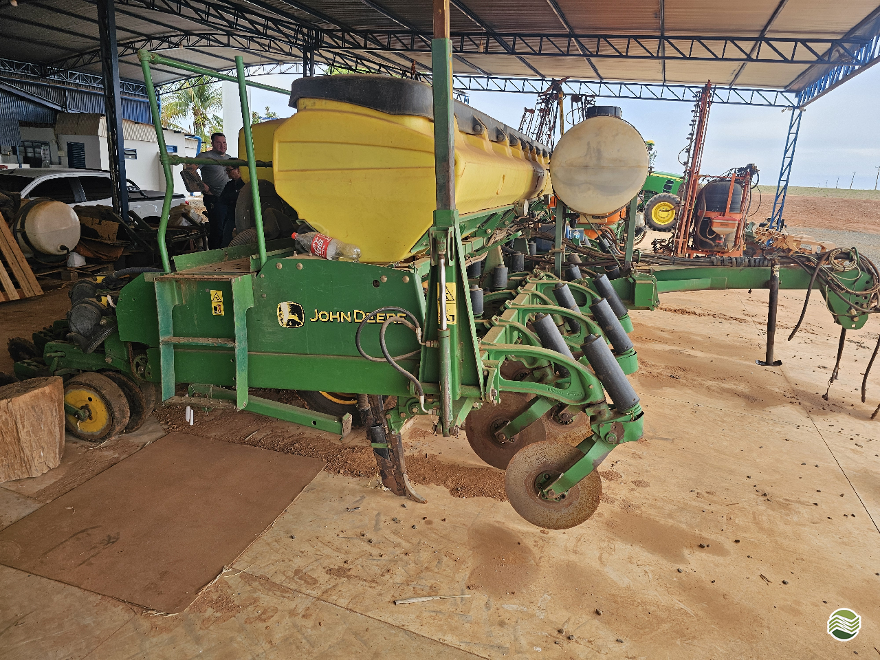 PLANTADEIRA JOHN DEERE PLANTADEIRAS 2113 Marin Tratores BIRIGUI SÃO PAULO SP