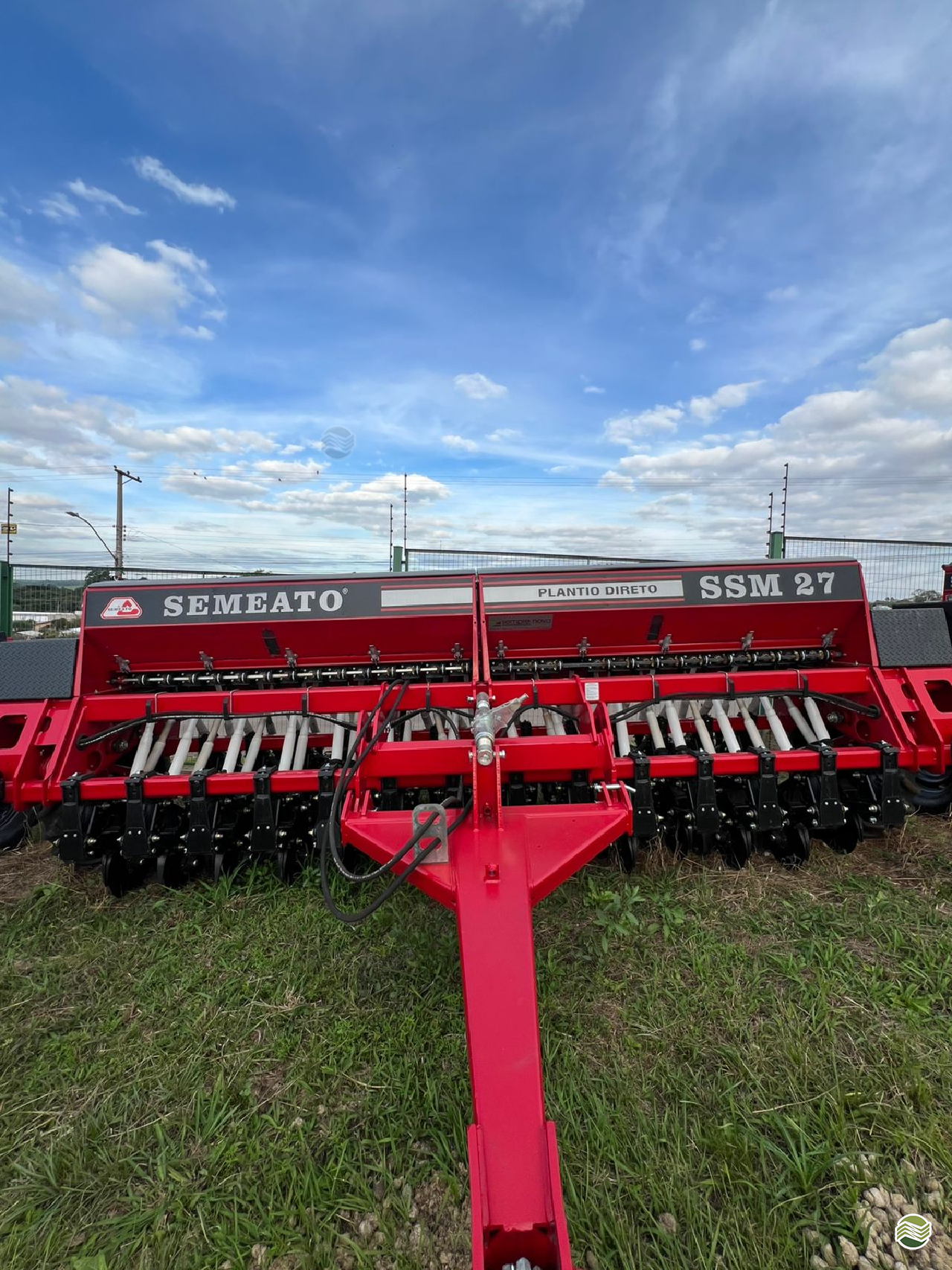 PLANTADEIRA SEMEATO SSM 27 Sempre Nova Máquinas e Implementos Agrícolas PASSO FUNDO RIO GRANDE DO SUL RS