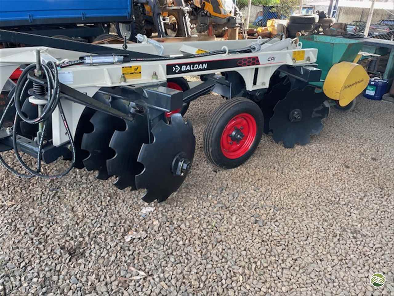 IMPLEMENTOS AGRICOLAS GRADE ARADORA ARADORA 14 DISCOS Limeira Tratores LIMEIRA SÃO PAULO SP
