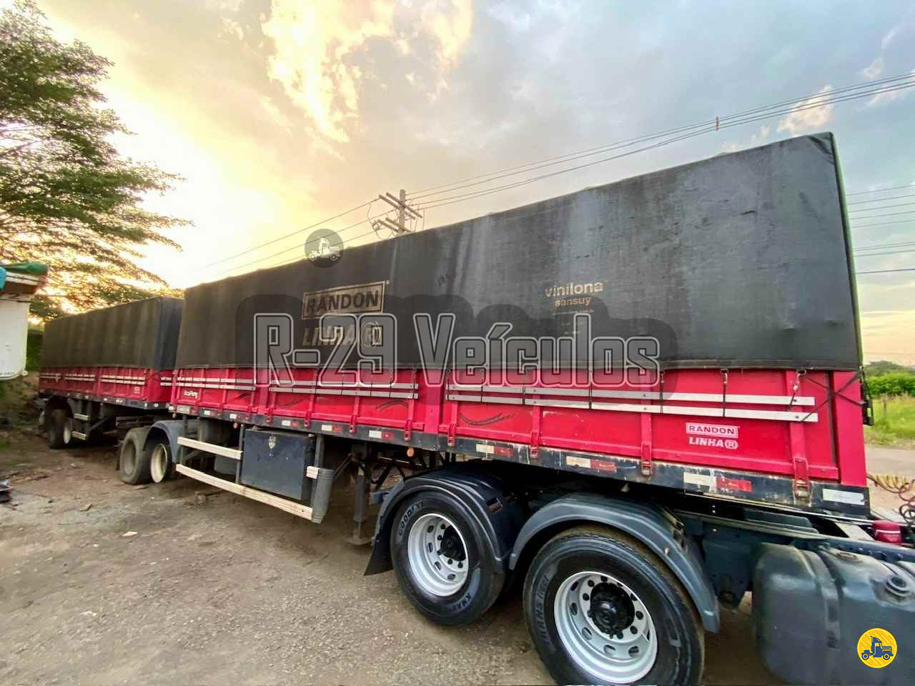 CARRETA BITREM GRANELEIRO R29 Caminhões IRACEMAPOLIS SÃO PAULO SP