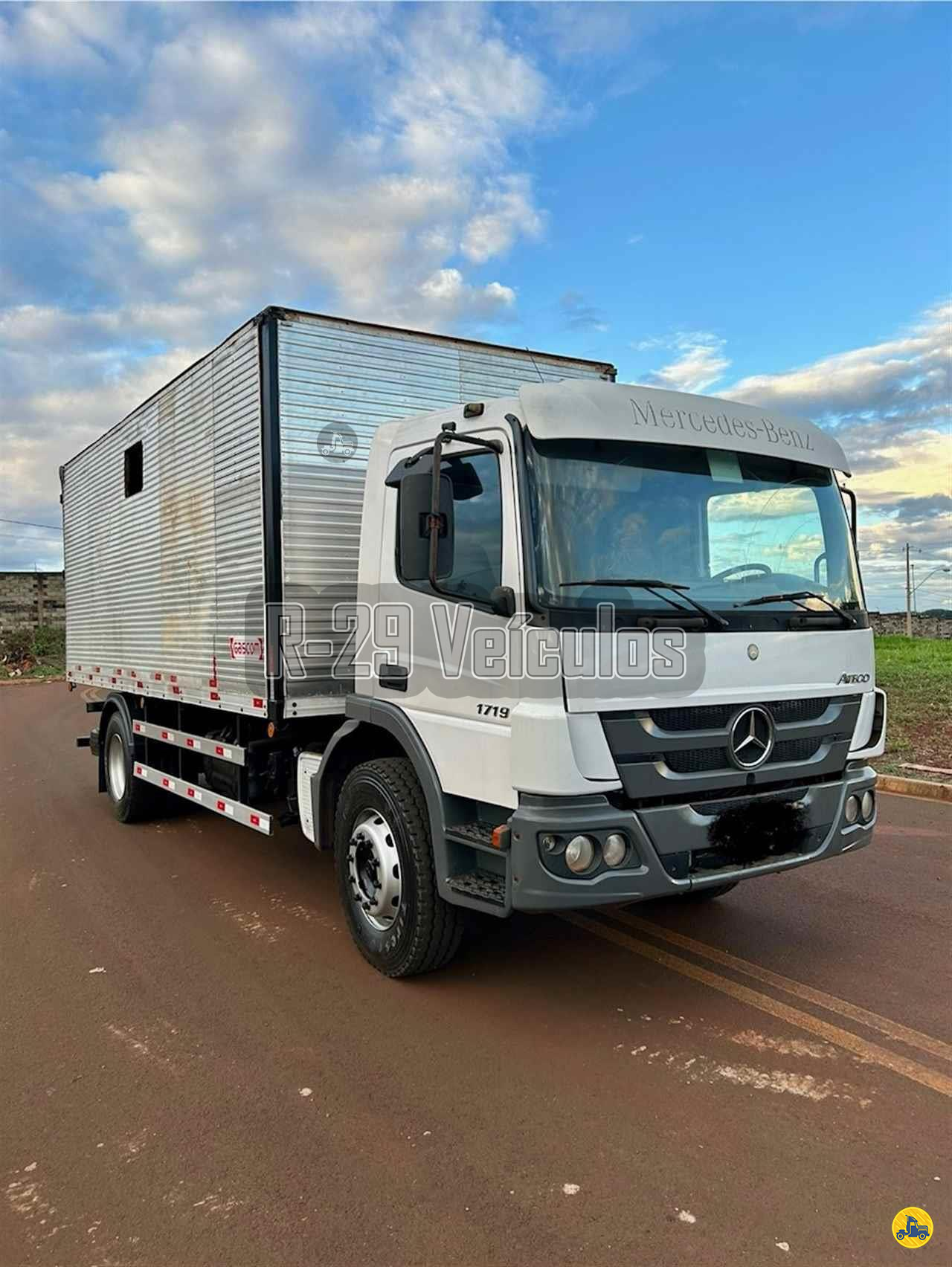 CAMINHAO MERCEDES-BENZ MB 1719 Conjunto Toco 4x2 R29 Caminhões IRACEMAPOLIS SÃO PAULO SP