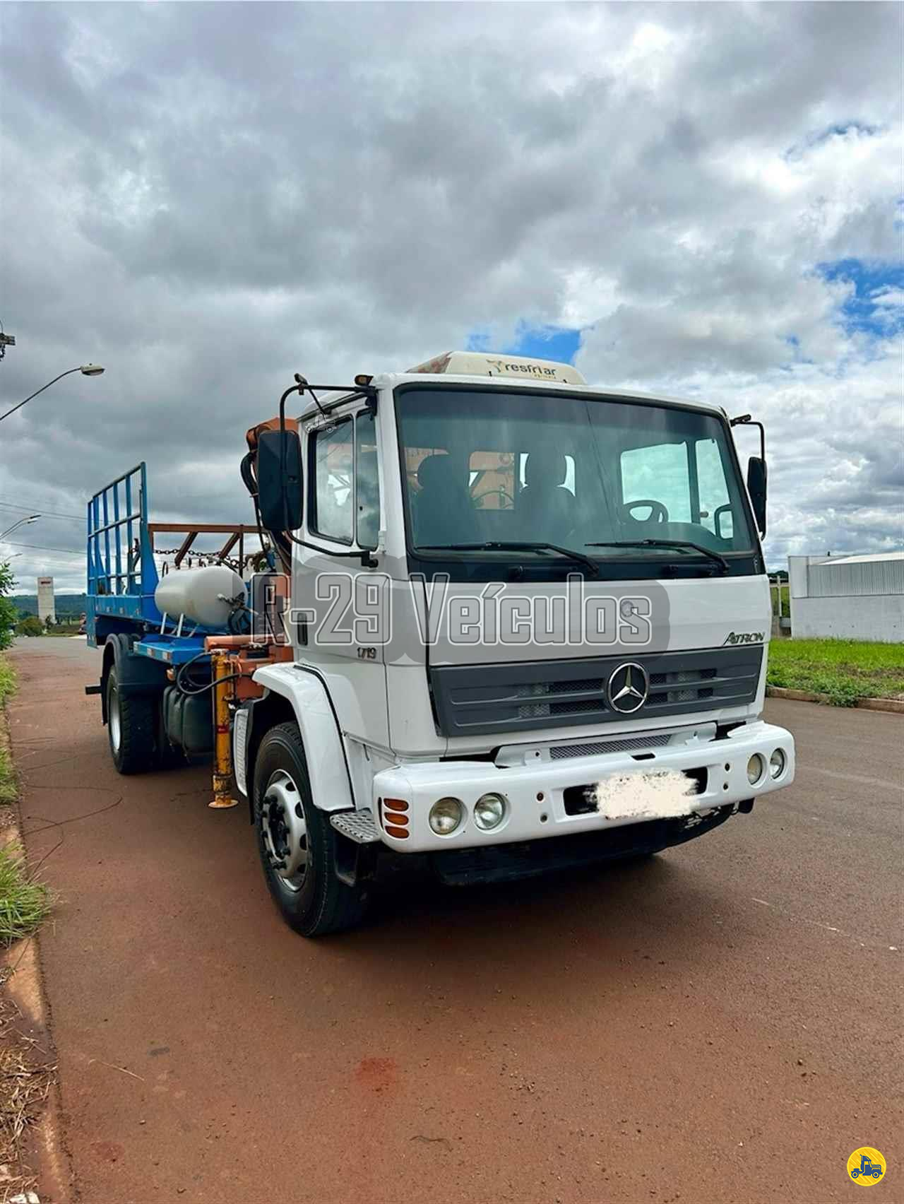 CAMINHAO MERCEDES-BENZ MB 1719 Guincho Munck Toco 4x2 R29 Caminhões IRACEMAPOLIS SÃO PAULO SP