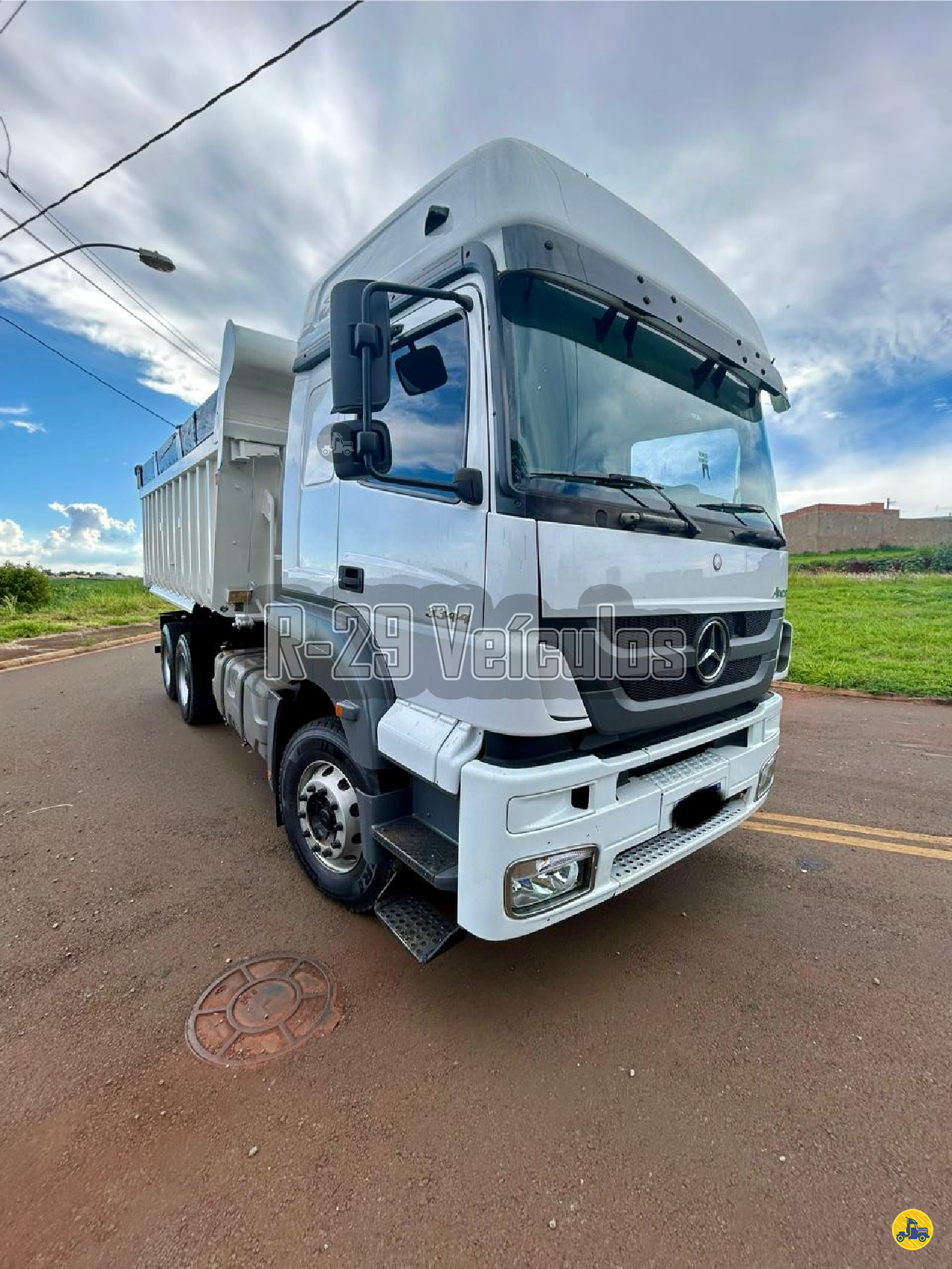 CAMINHAO MERCEDES-BENZ MB 3344 Caçamba Basculante Truck 6x4 R29 Caminhões IRACEMAPOLIS SÃO PAULO SP