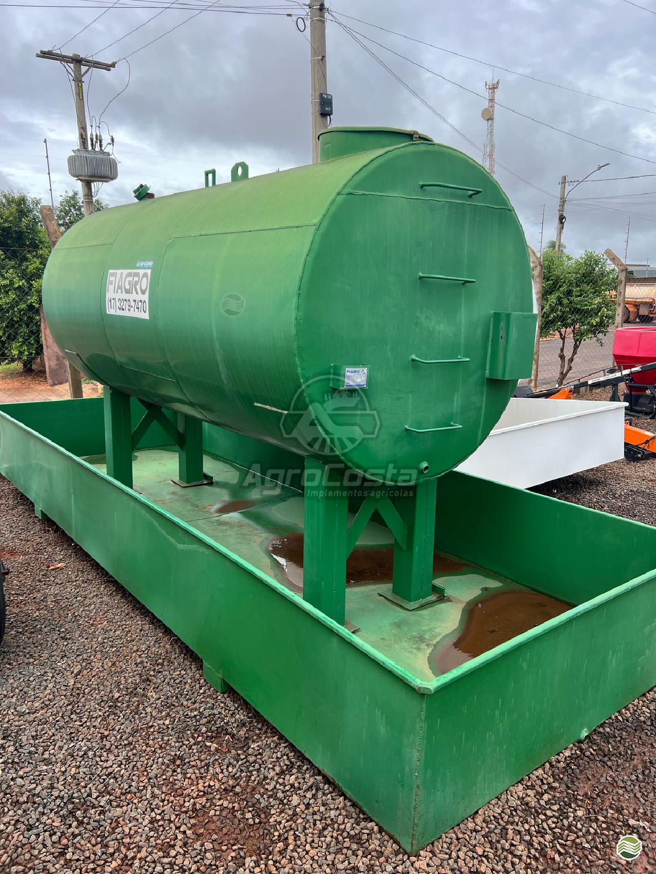 IMPLEMENTOS AGRICOLAS TANQUE ESTACIONÁRIO TANQUE COMBUSTÍVEL AgroCosta Implementos Agrícolas NOVA ANDRADINA MATO GROSSO DO SUL MS