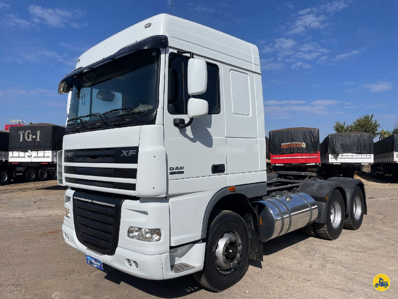 CAMINHAO DAF DAF XF105 510 Cavalo Mecânico Cavalo 6x4 JK Caminhões PR SARANDI PARANÁ PR