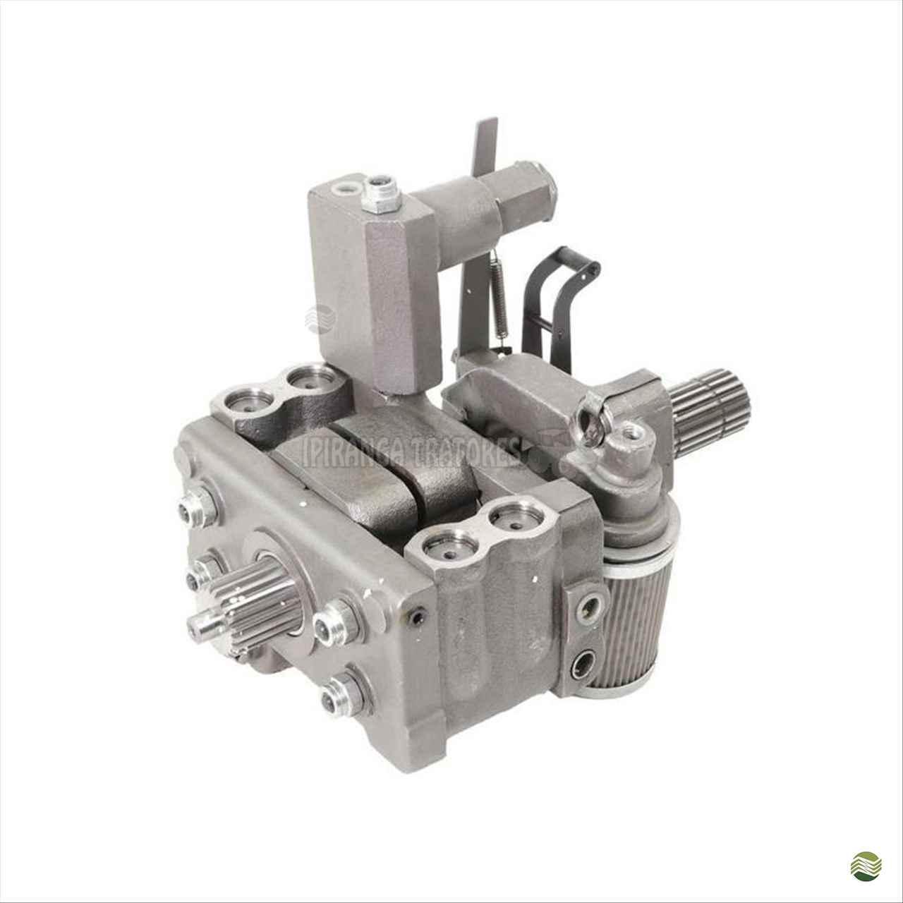 BOMBA DO HIDRAULICO MF L 200 1672251 3773700 / 1490361 