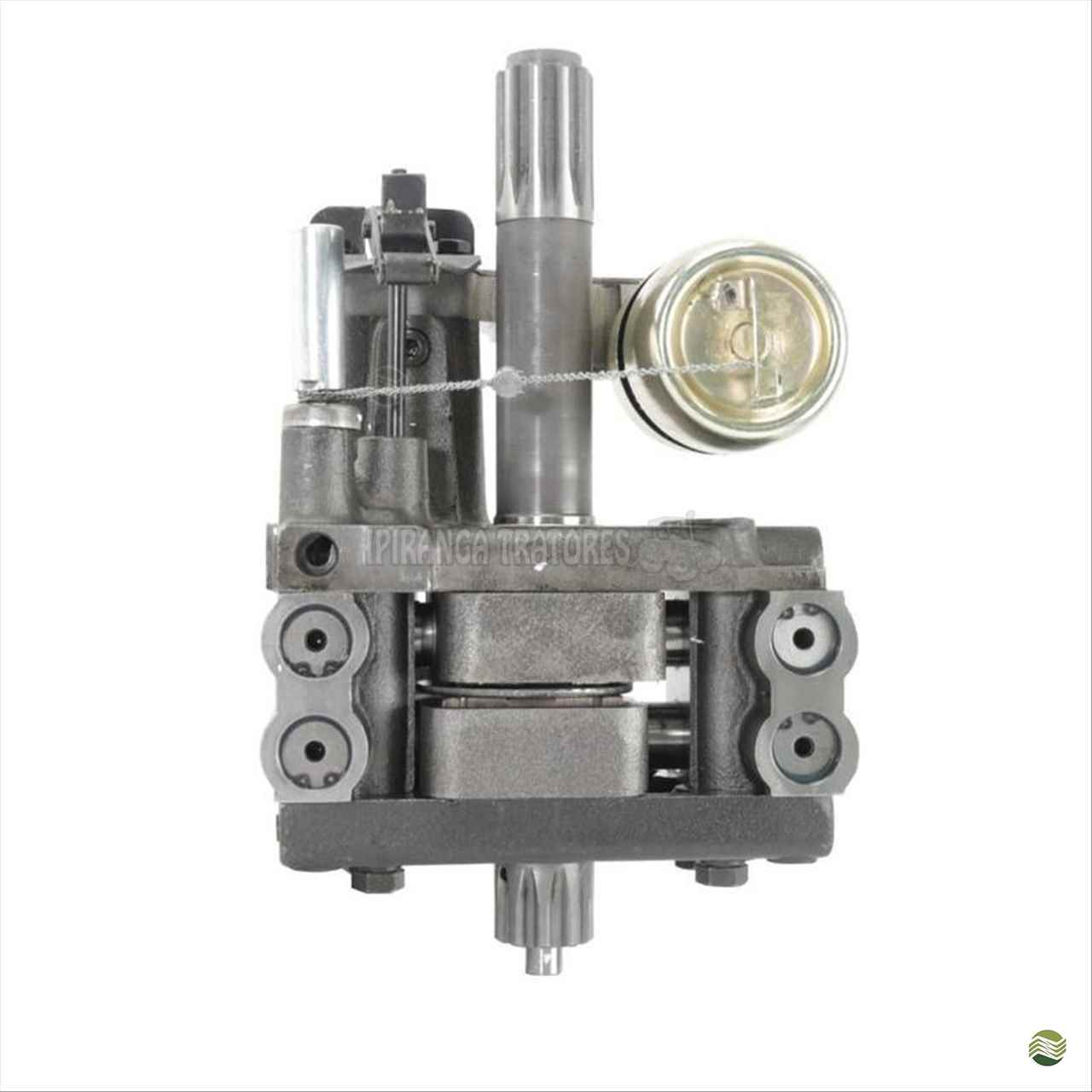 BOMBA DO HIDRAULICO MF L X ESTRIA GROSSA 184472 