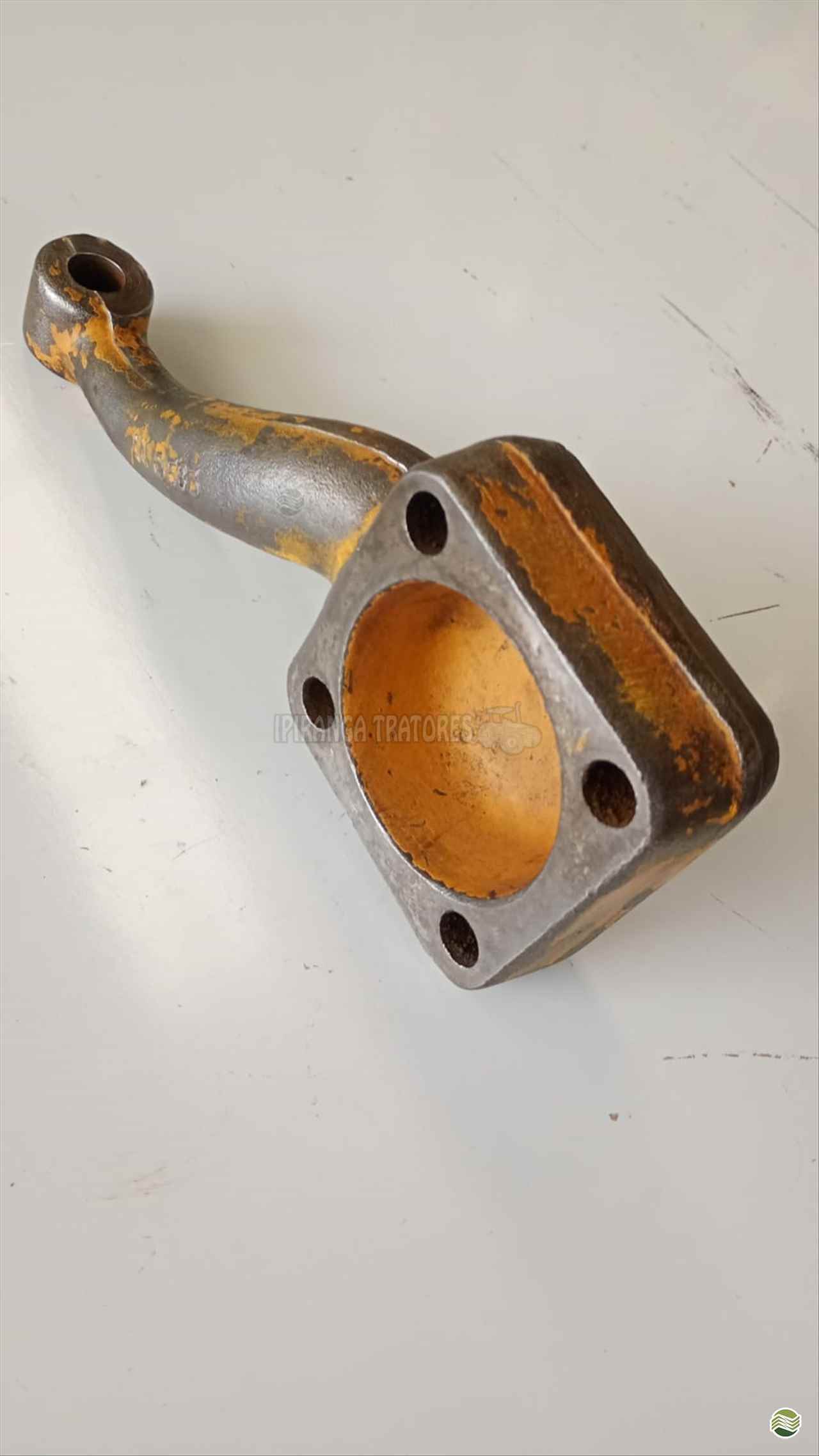 BRAÇO DO CUBO CBT MAIS VELHO ESQUERDO USADO    0600902016   /   7A717