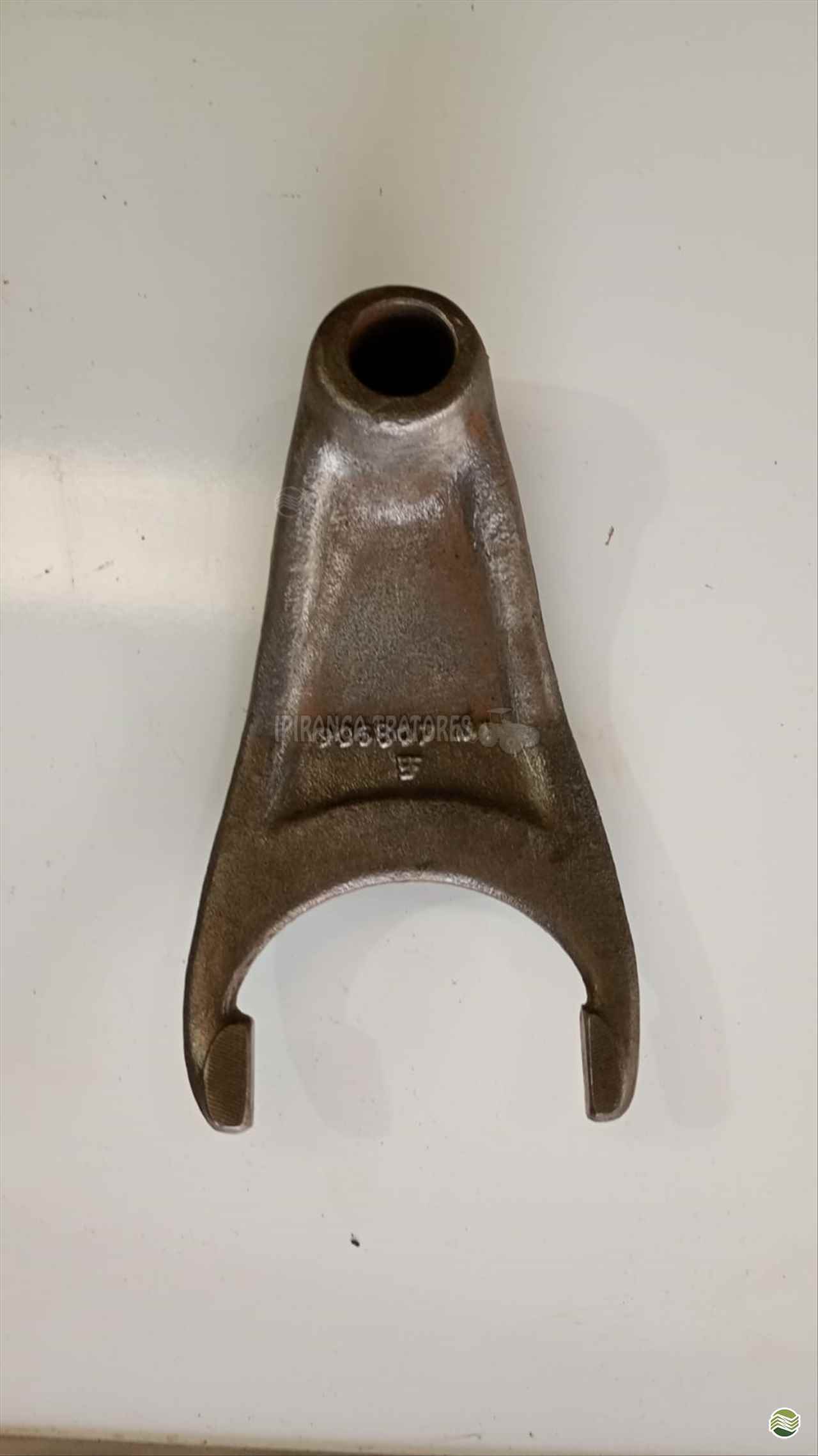 GARFO DO BLOQUEIO MASSEY FERGUSON    906807   