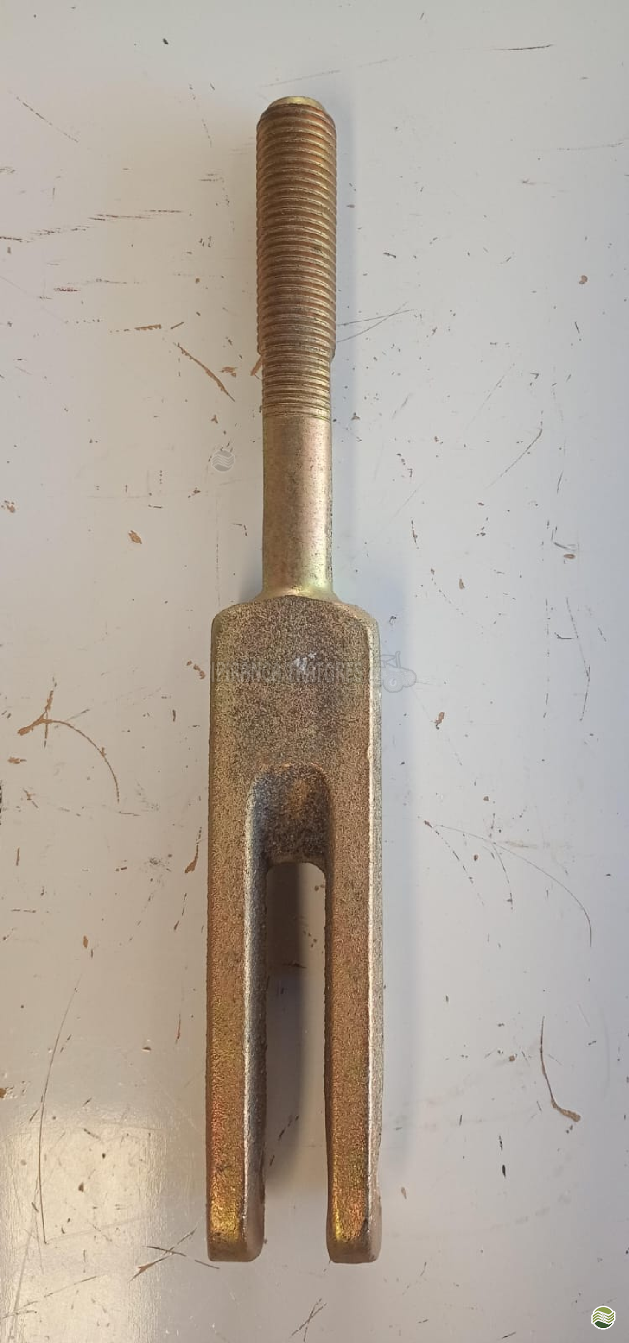 GARFO DO BRAÇO DO HIDRAULICO MODELO NOVO MASSEY FERGUSON 039883