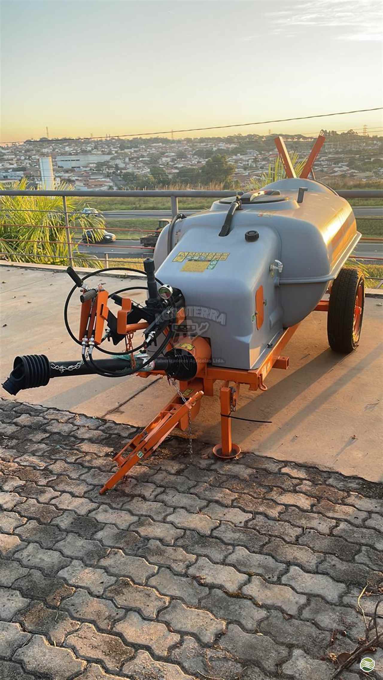 PULVERIZADOR JACTO ARBUS 1000 Agroterra Pulverizadores ARARAS SÃO PAULO SP