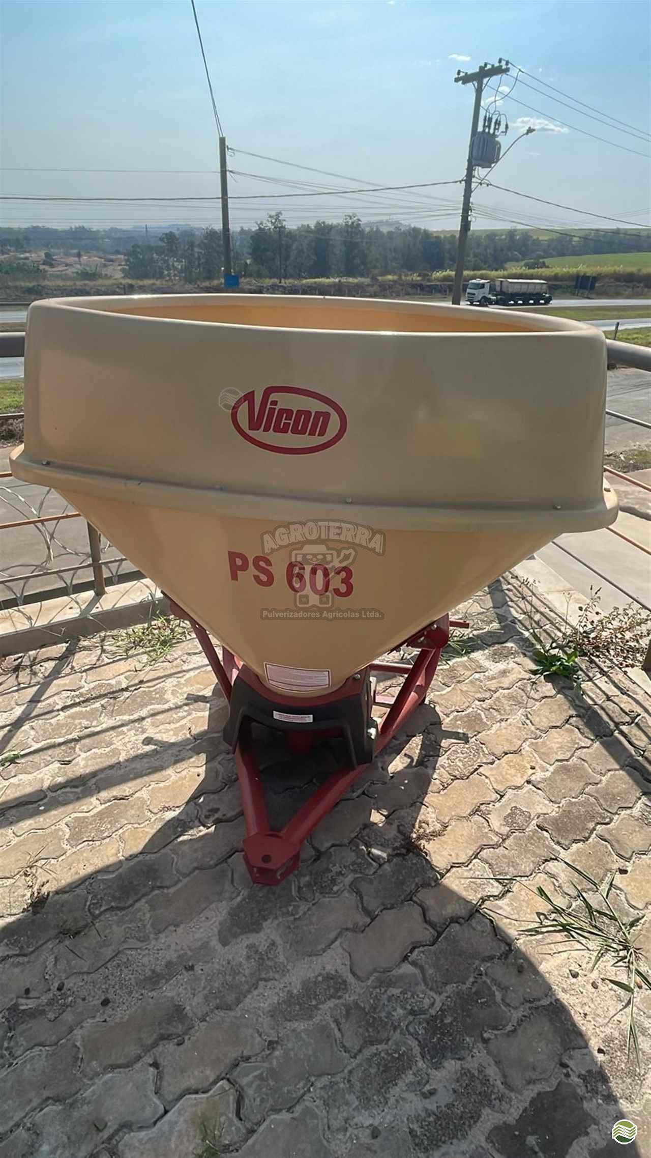 ADUBADOR DE SOQUEIRA de Agroterra Pulverizadores