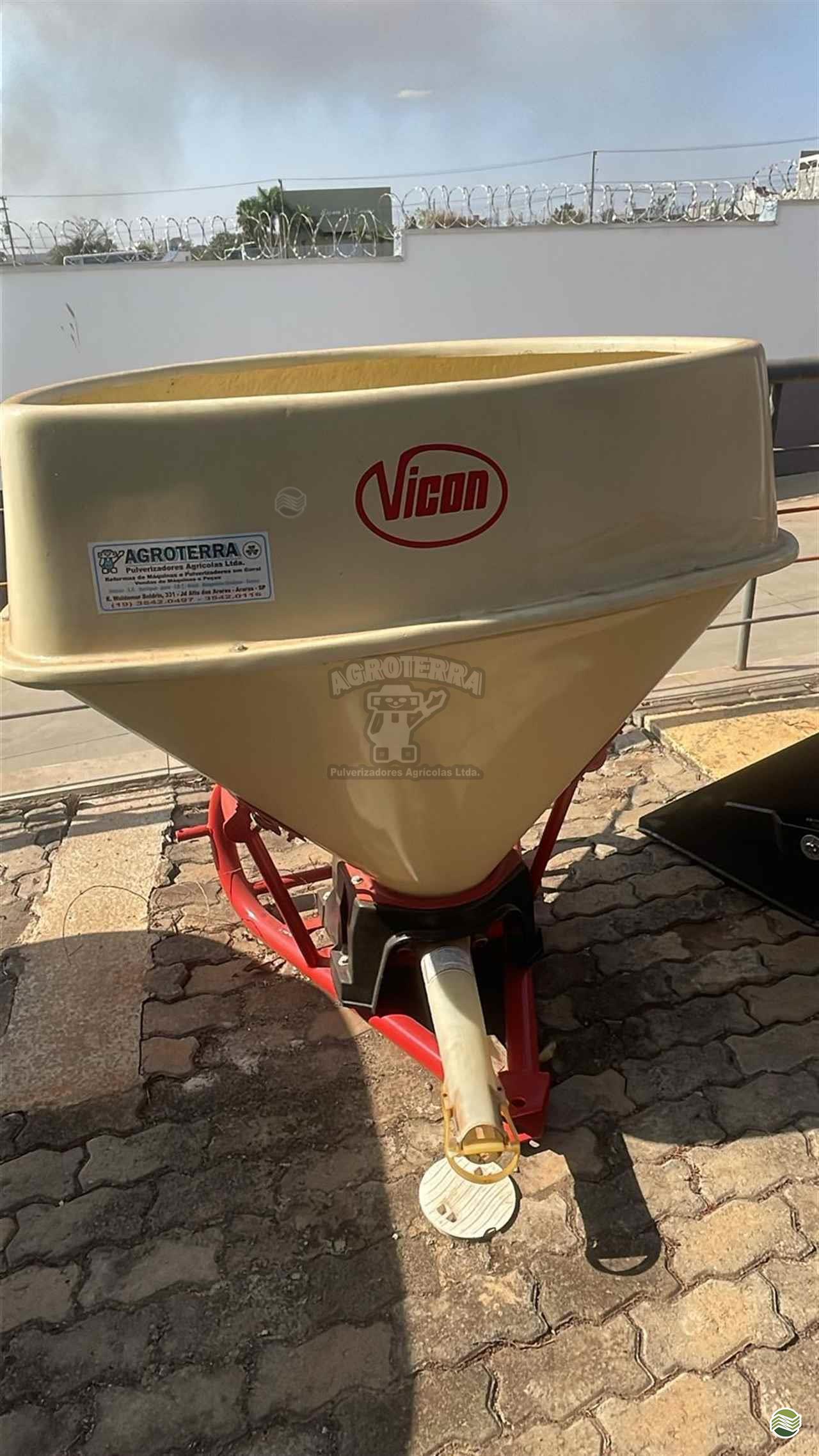 ADUBADOR DE SOQUEIRA de Agroterra Pulverizadores